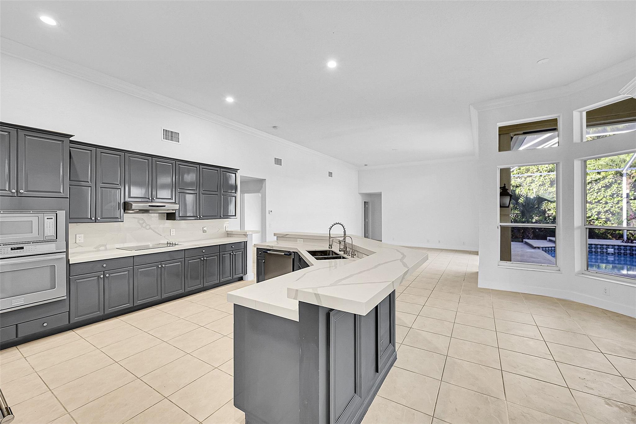 Photo for 618 Cypress Green Circle, Wellington, FL 33414 - Listing #FX-10480409 618 Cypress Green Circle, Wellington, FL 33414