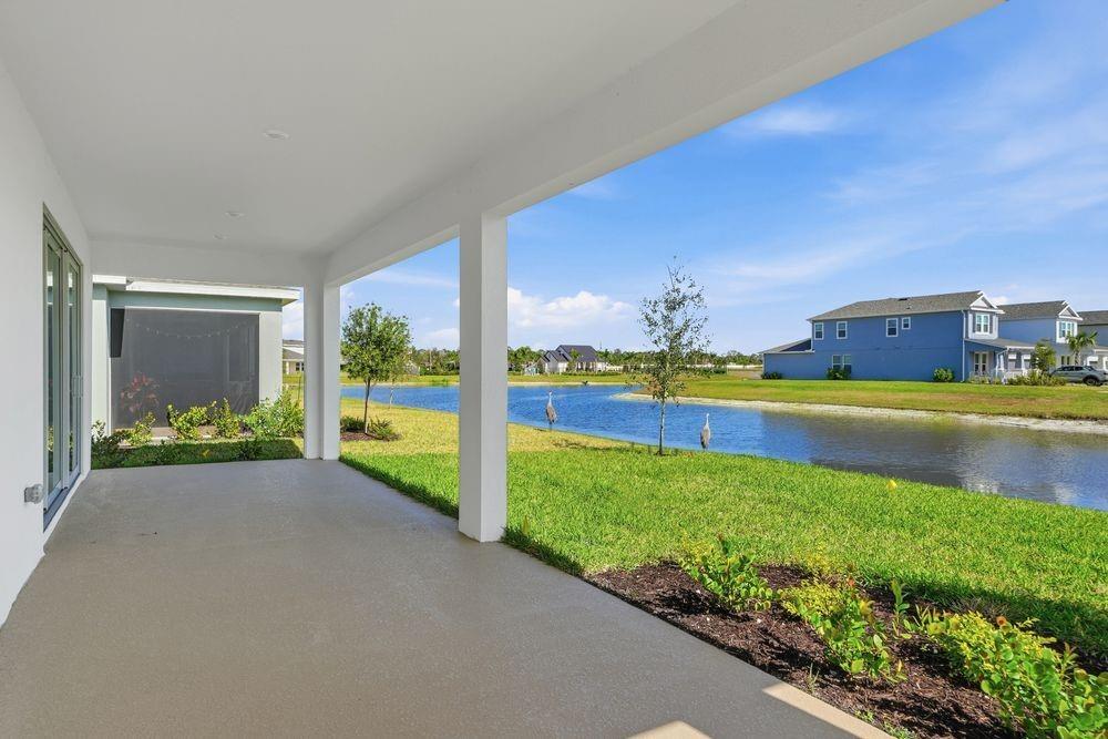 532 SE Ranch Oak Circle ~ Ready Now