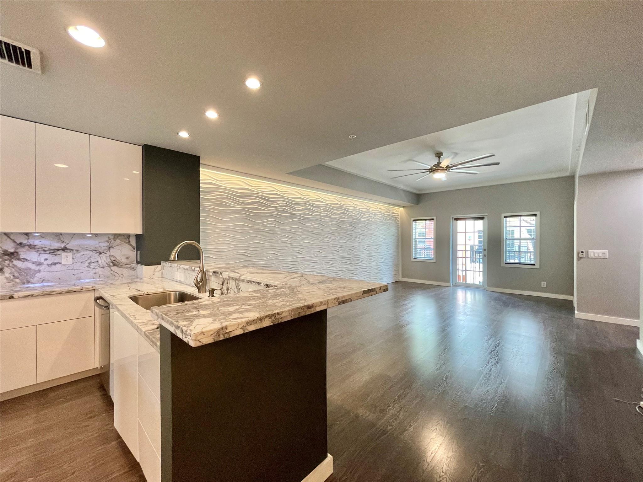 Photo for 621 SW 1st Avenue, 621, Pompano Beach, FL 33060 - Listing #FX-10514485 621 SW 1st Avenue, 621, Pompano Beach, FL 33060