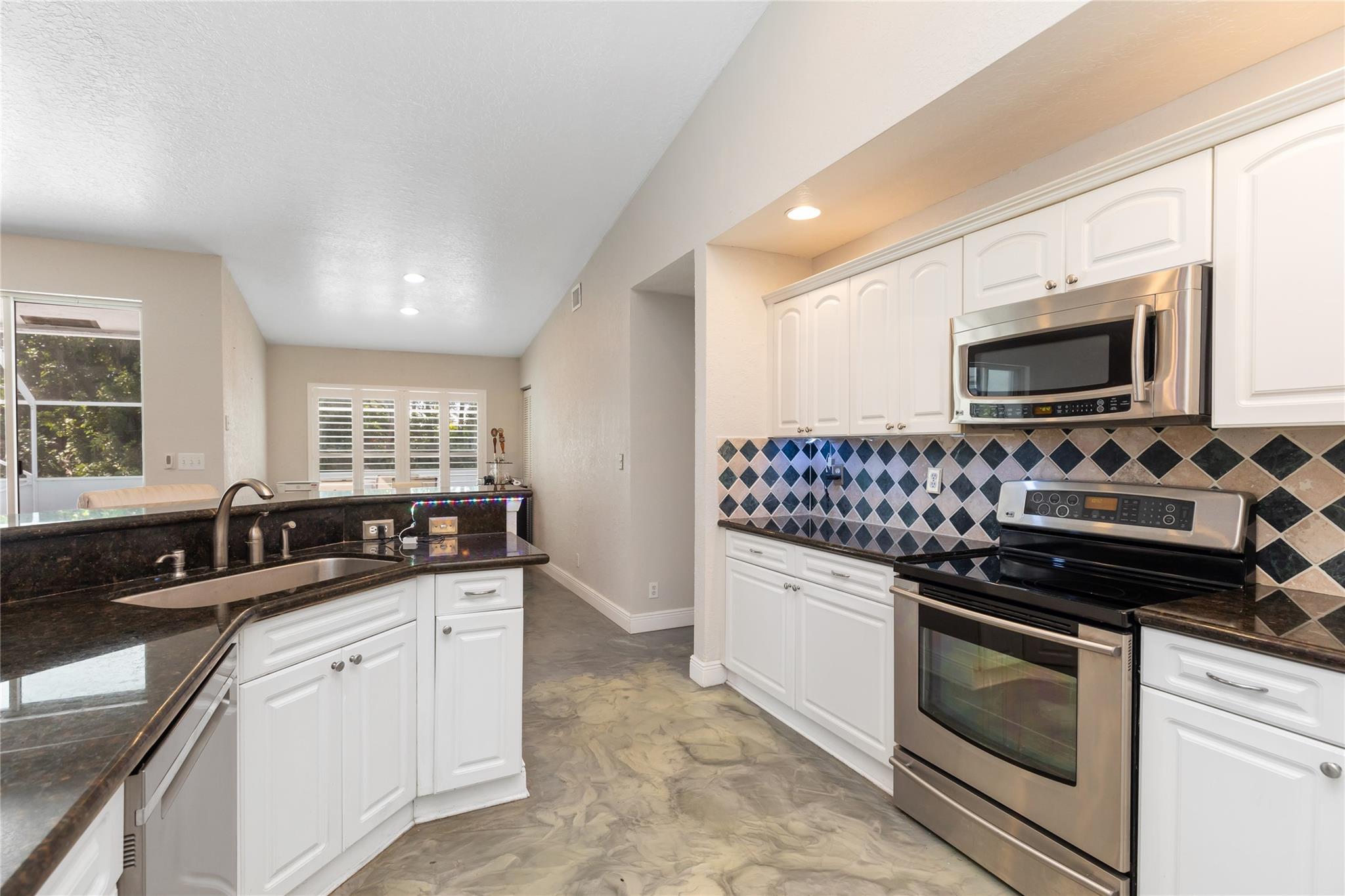 1400 NW 102nd Drive, Coral Springs, FL 33071