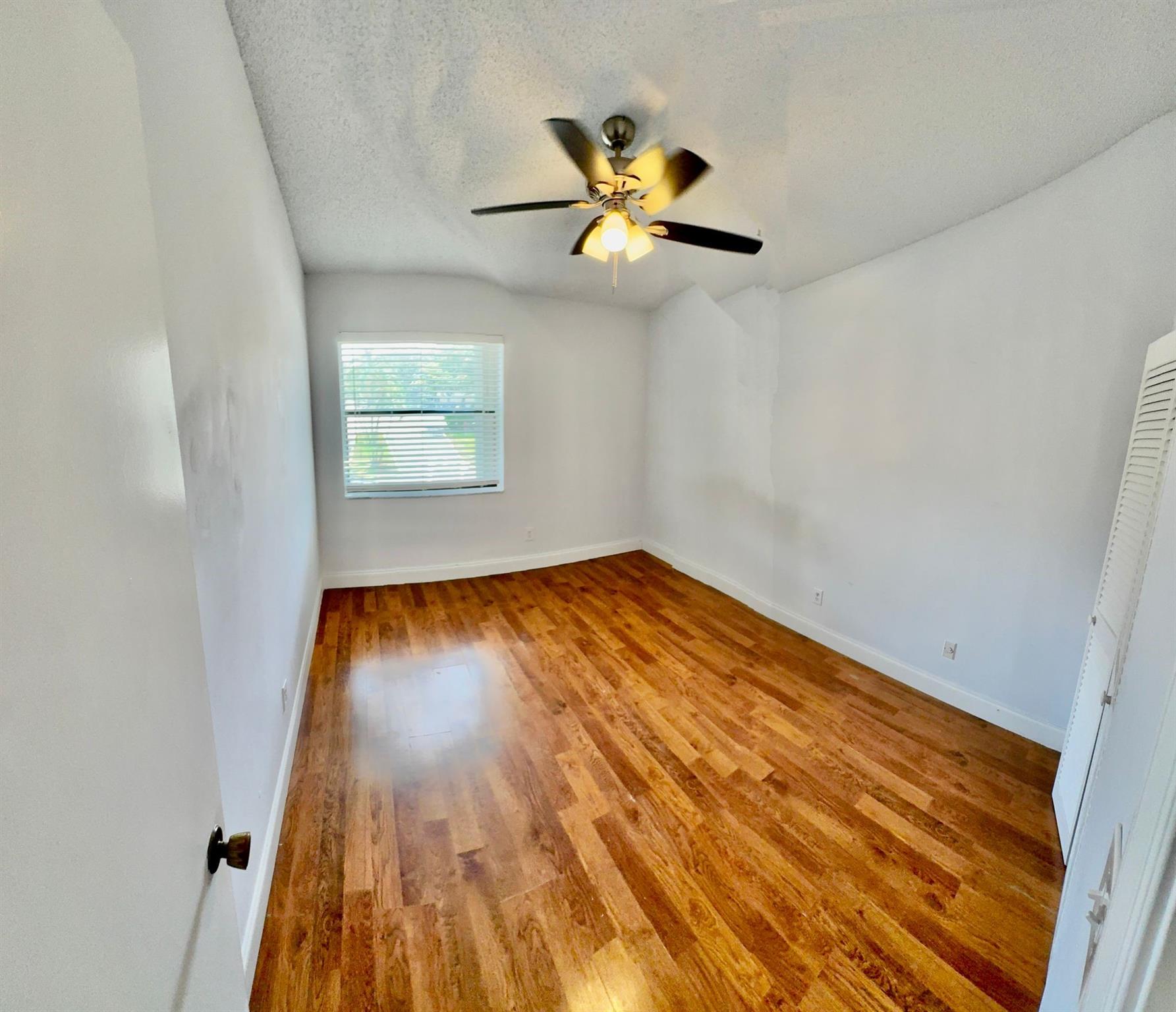 9657 N Riverside Drive 5H, Coral Springs, FL 33071