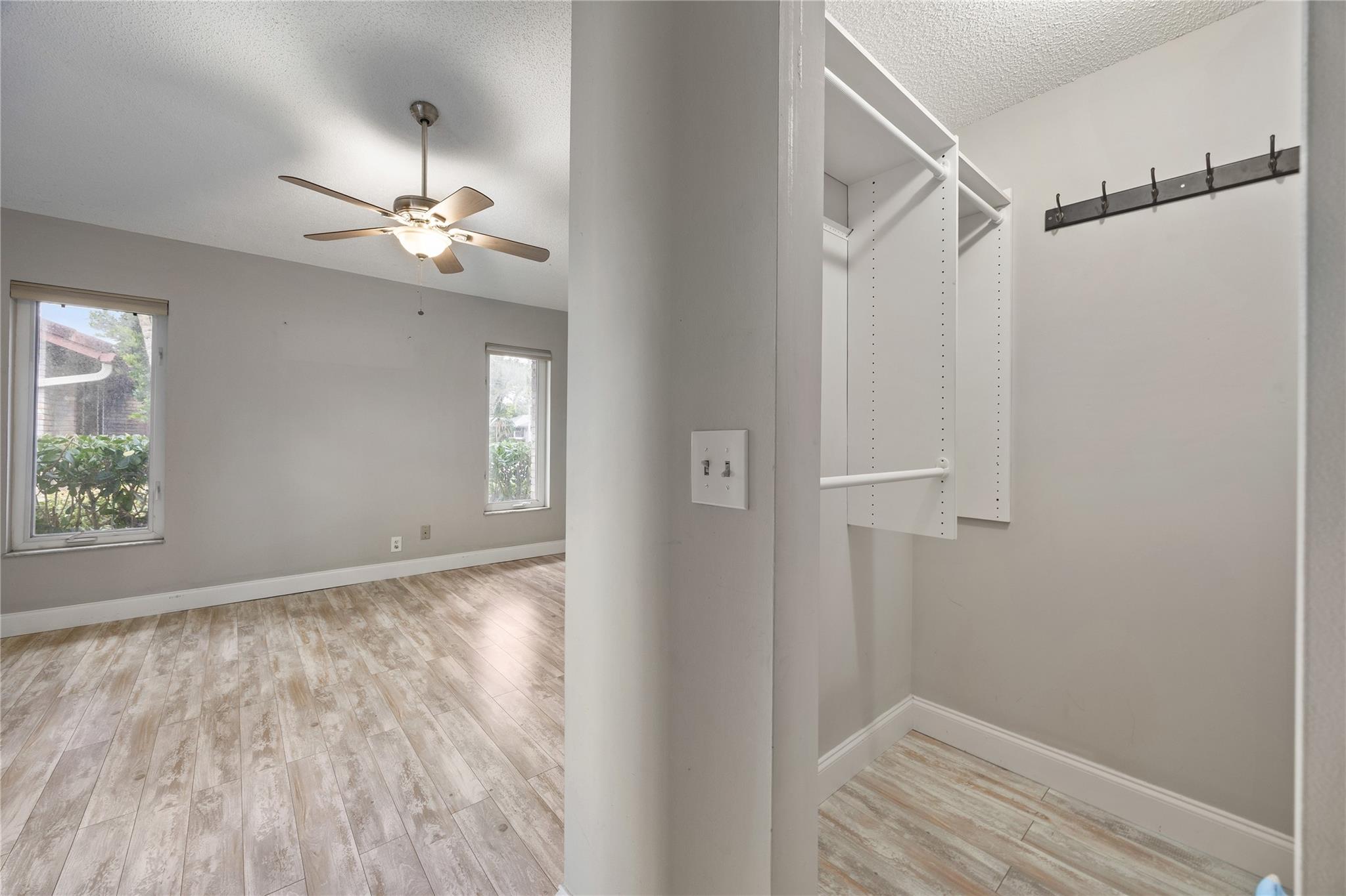 5302 NW 64th Way, Coral Springs, FL 33067