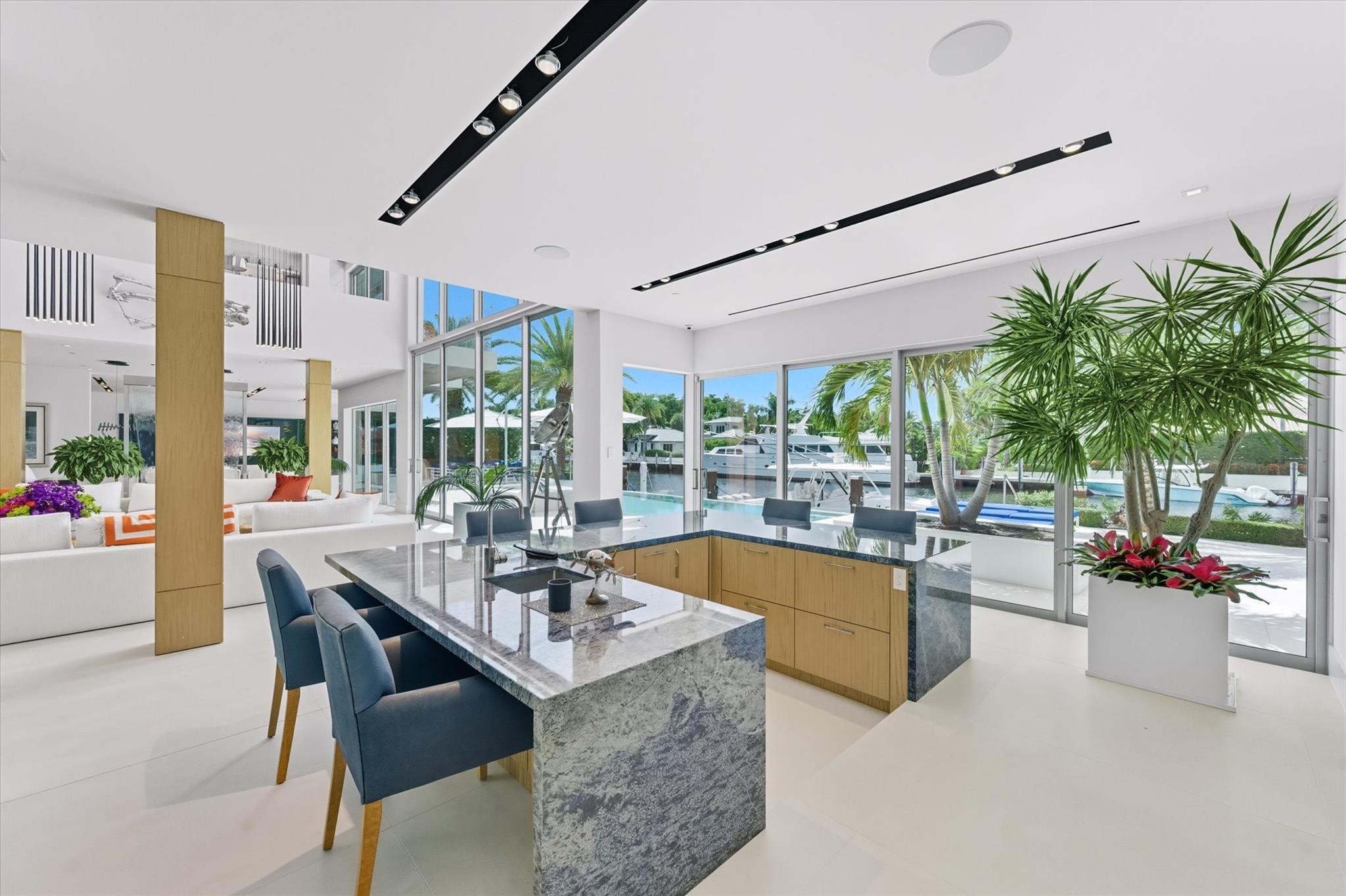 14 N Isla Bahia Drive, Fort Lauderdale, FL 33316