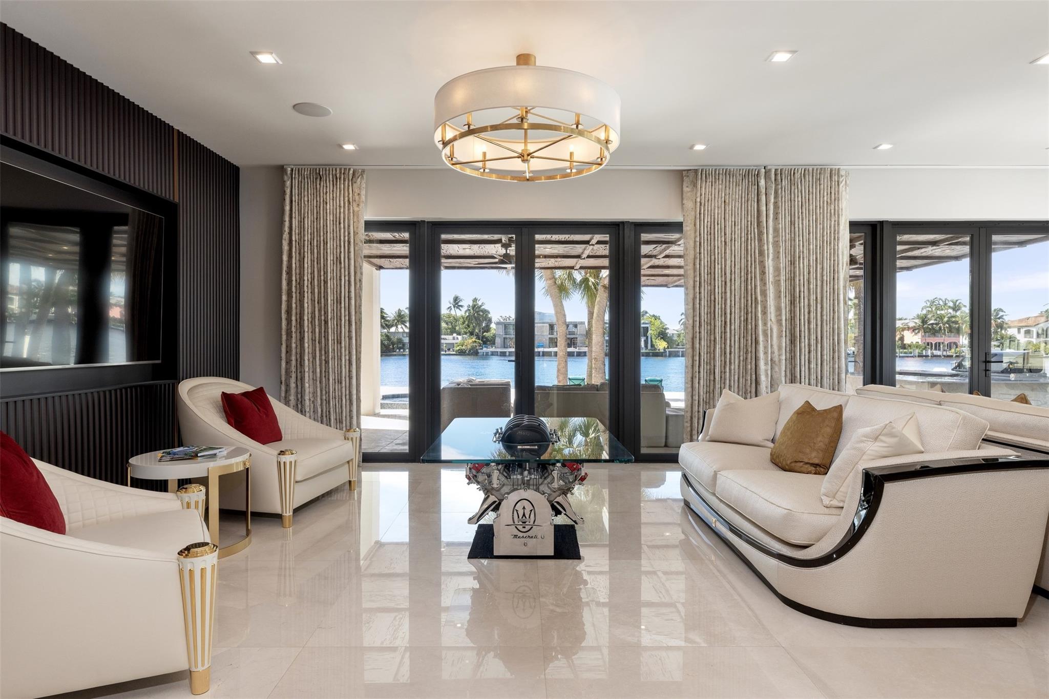 529 Bontona Avenue, Fort Lauderdale, FL 33301