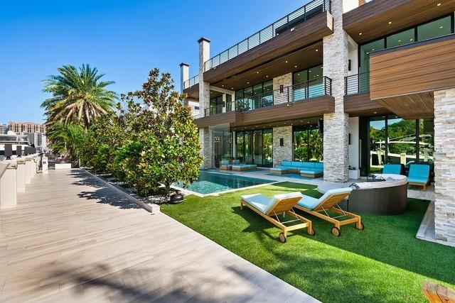 2437 Delmar Place, Fort Lauderdale, FL 33301