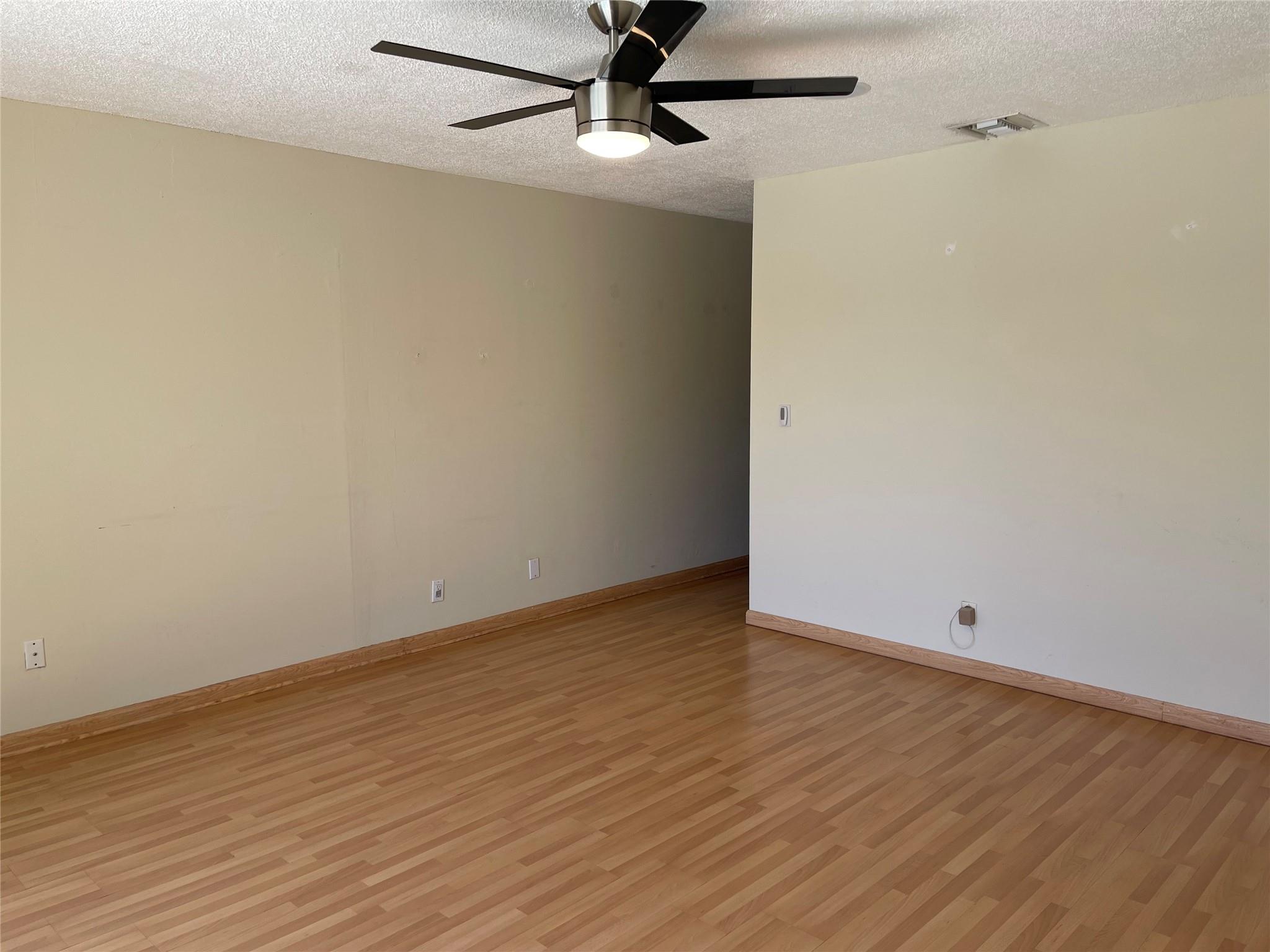 Photo for 10010 NW 11th Mnr, Coral Springs, FL 33071 - Listing #FX-10497303 10010 NW 11th Mnr, Coral Springs, FL 33071