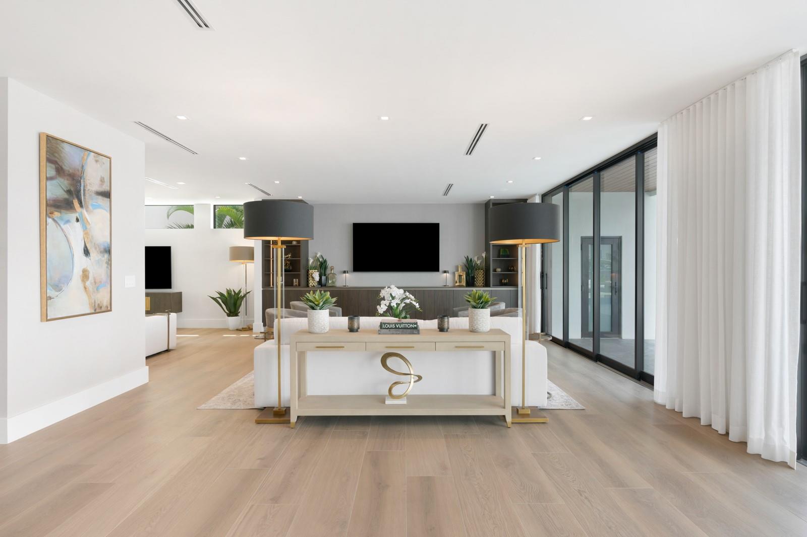 1957 Harbourview Drive, Fort Lauderdale, FL 33316