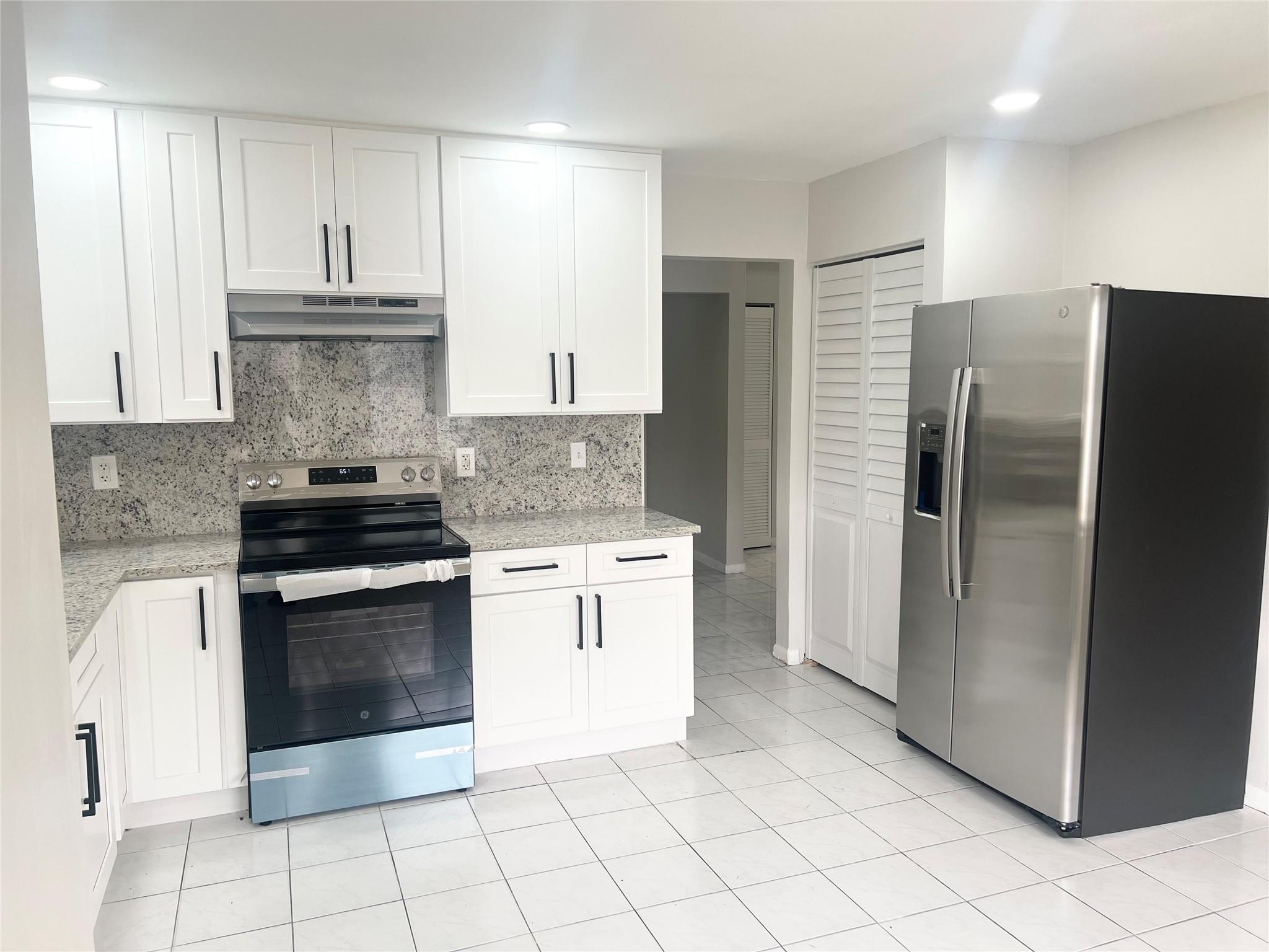 11530-32 NW 43rd Street 11530-32, Coral Springs, FL 33065