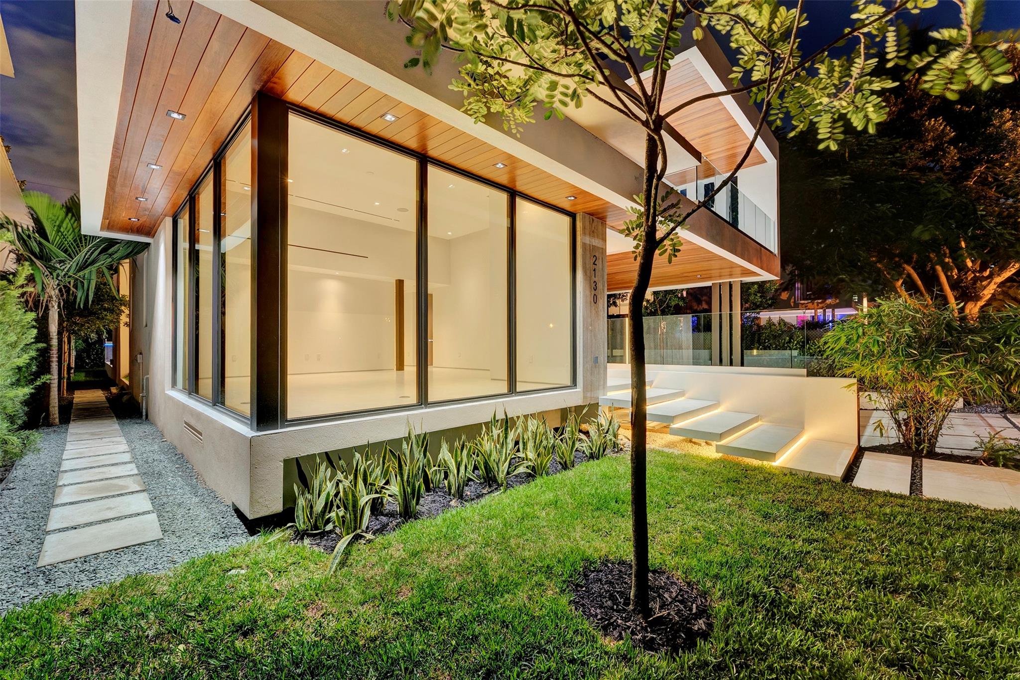 2130 S Miami Avenue, Miami, FL 33129