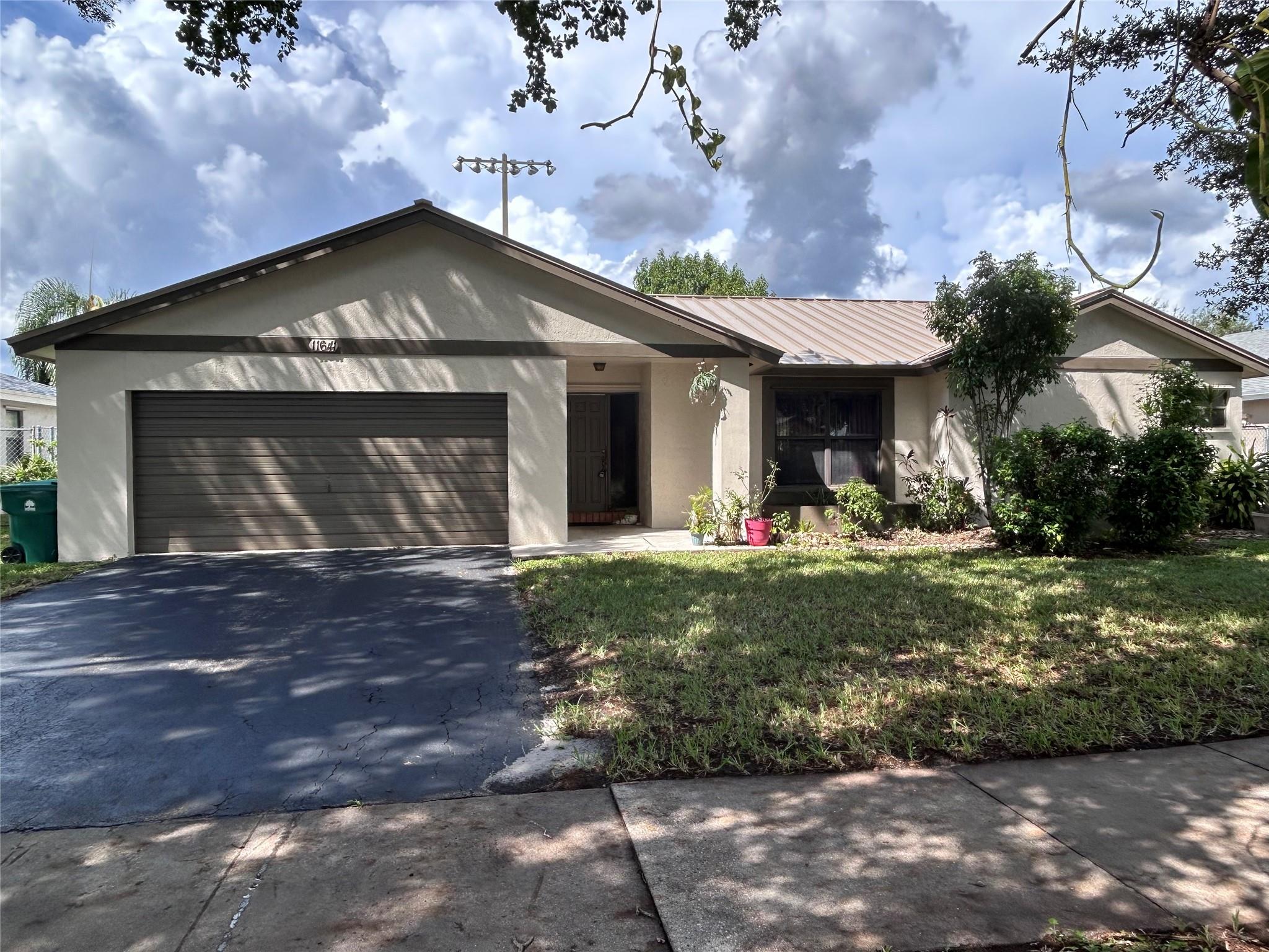 Photo for 11641 SW 50th Street, Cooper City, FL 33330 - listing #FX-10534057 11641 SW 50th Street, Cooper City, FL 33330