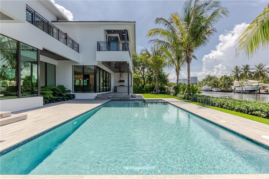 1725 SE 8th Street, Fort Lauderdale, FL 33316