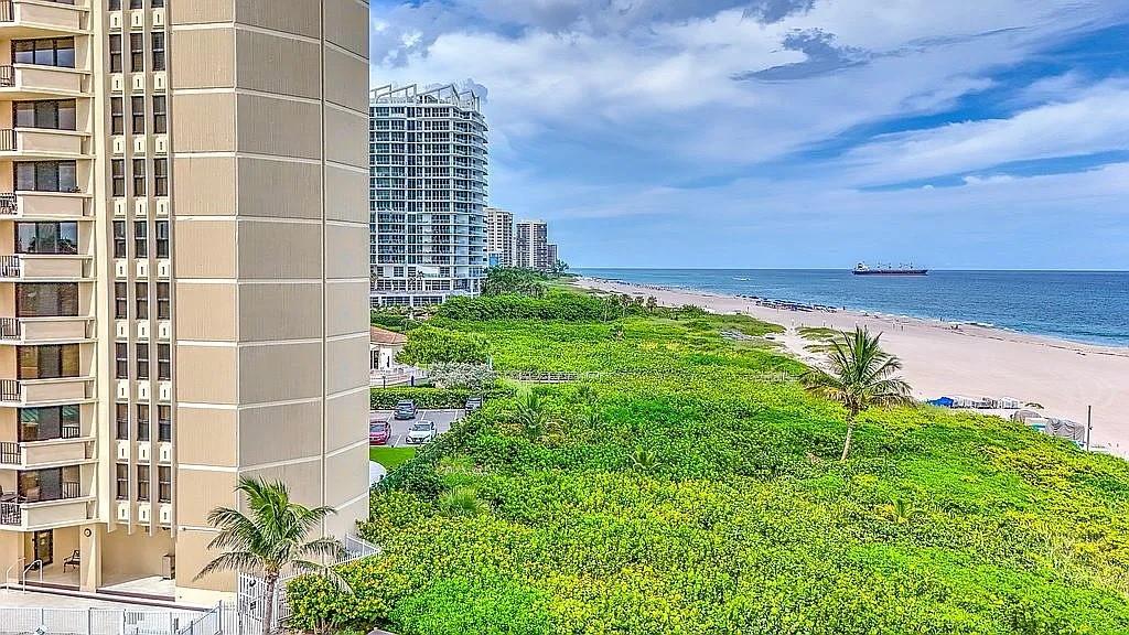 Photo for 2800 N Ocean Drive, A5B, West Palm Beach, FL 33404 - Listing #FX-10506493 2800 N Ocean Drive, A5B, West Palm Beach, FL 33404