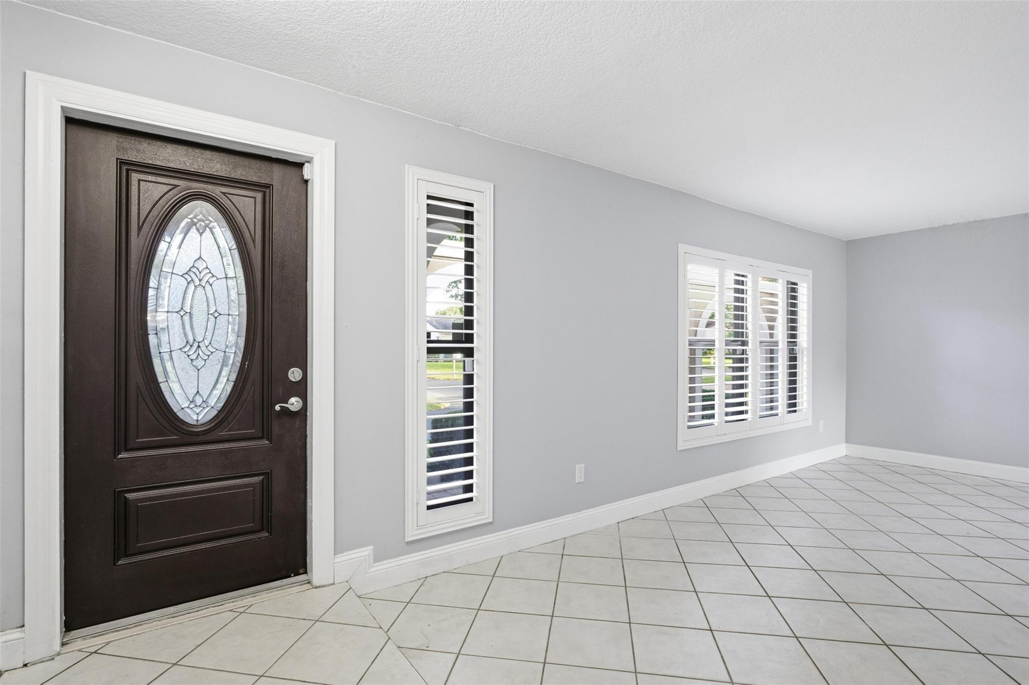 2702 NW 98th Way, Coral Springs, FL 33065