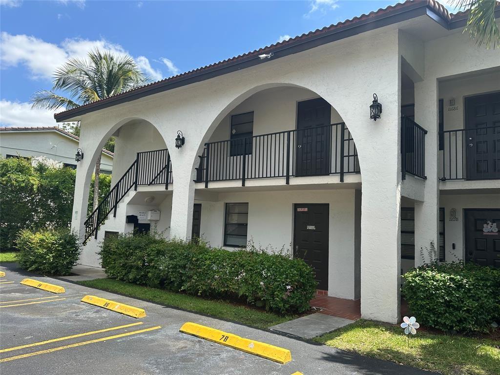 11676-1169 NW 45th Street 11676-11690, Coral Springs, FL 33065