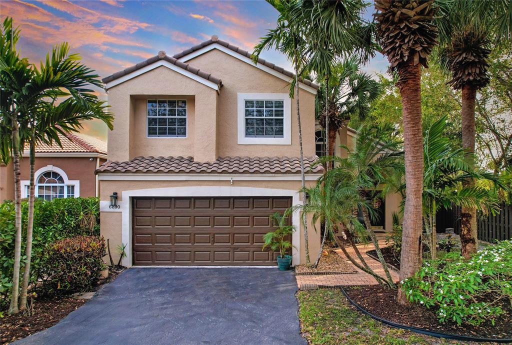 Photo for 6890 NW 75th Court, Parkland, FL 33067 - Listing #FX-10427148 4/3 pool home on private lot in gated community