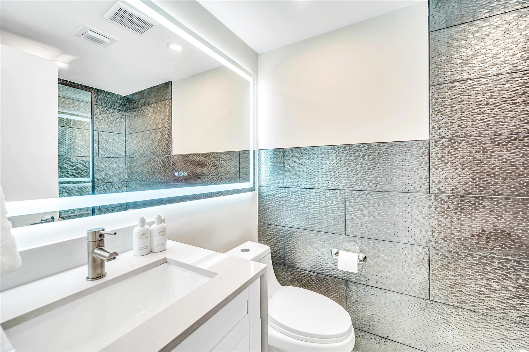 2732 NE 15th Street, Fort Lauderdale, FL 33304