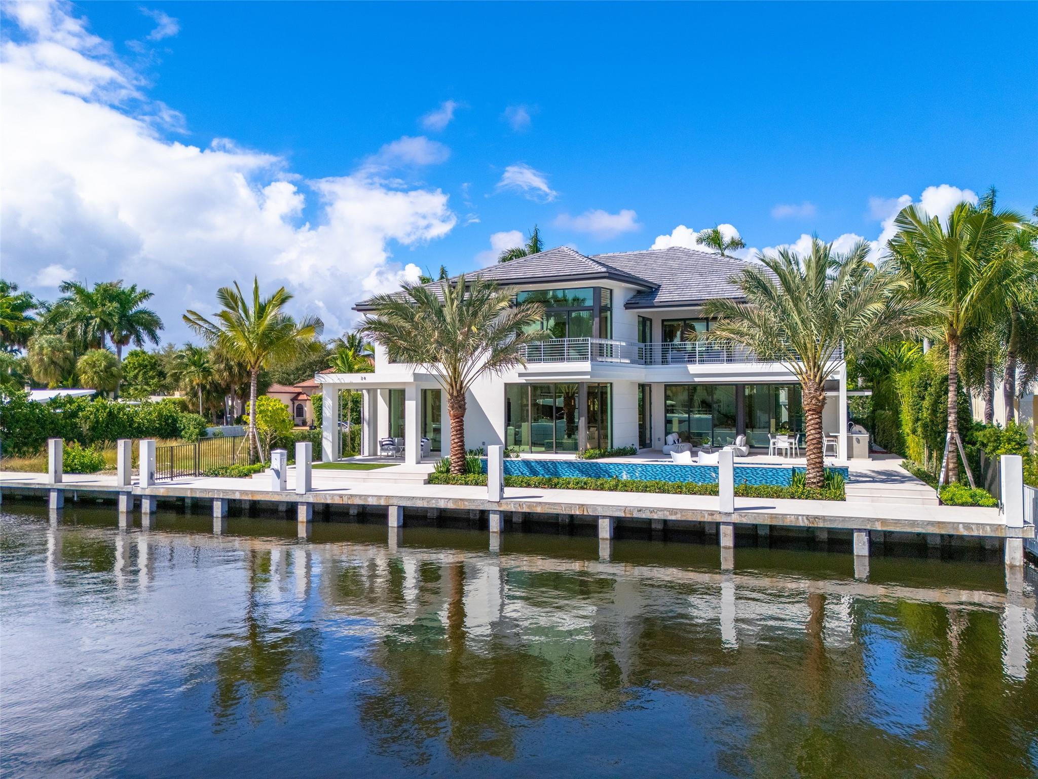 24 Fiesta Way, Fort Lauderdale, FL 33301