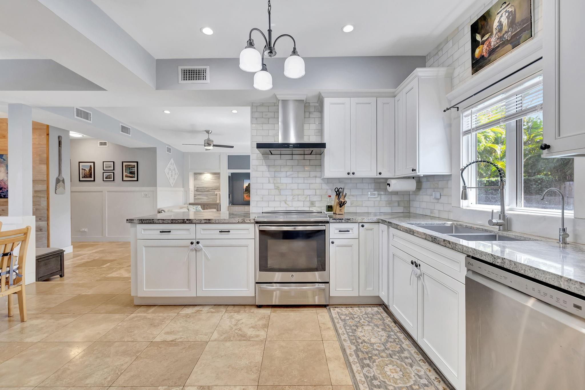 Photo for 1163 NE 3rd Avenue, Boca Raton, FL 33432 - Listing #FX-10500971 1163 NE 3rd Avenue, Boca Raton, FL 33432