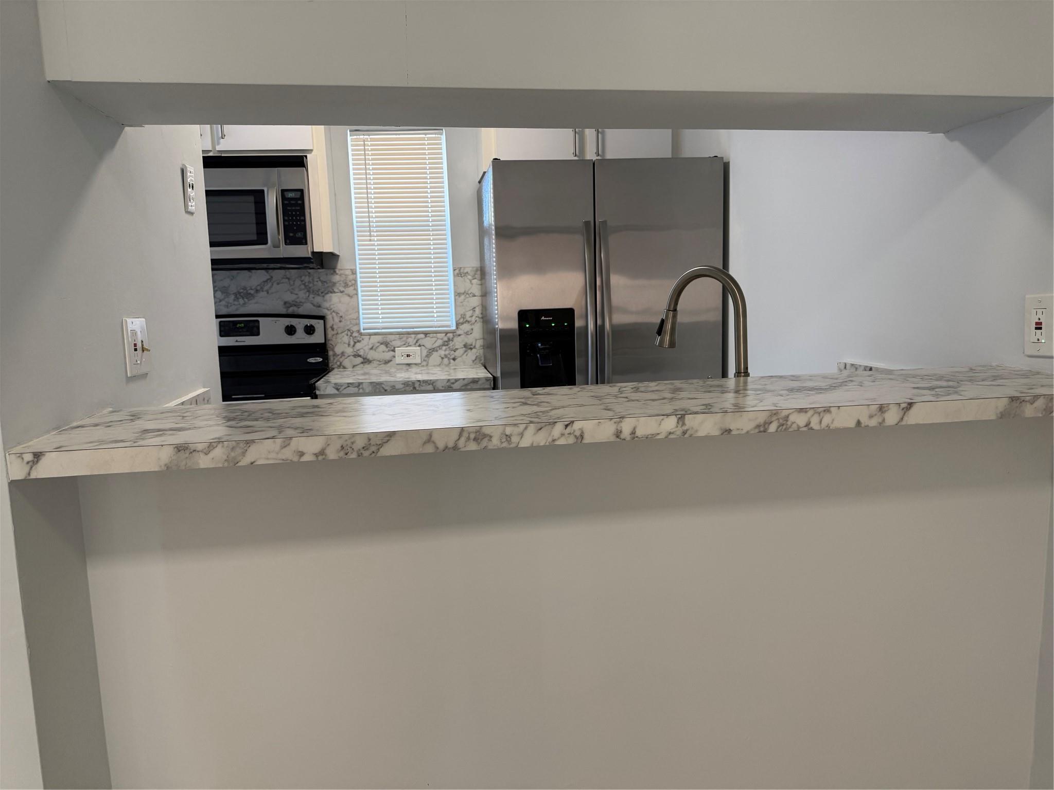 9930 N Twin Lakes Drive 7-L, Coral Springs, FL 33071