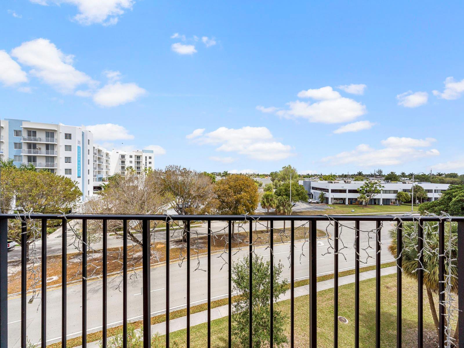 310 Fontainebleau Boulevard 502, Miami, FL 33172