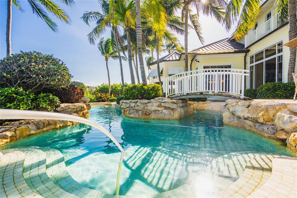 2900 NE 31st Avenue, Lighthouse Point, FL 33064