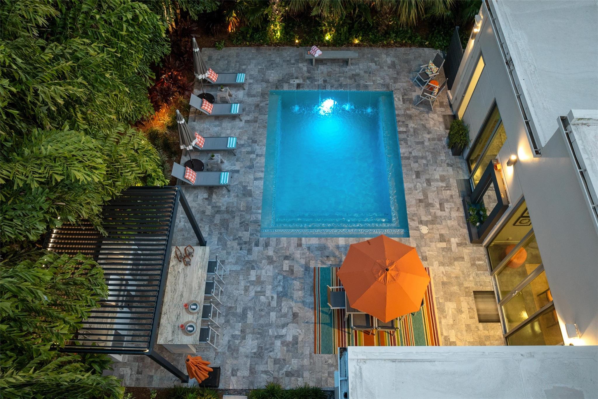 Photo for 2626 NE 5th Terrace, Wilton Manors, FL 33334 - Listing #FX-10493331 2626 NE 5th Terrace, Wilton Manors, FL 33334
