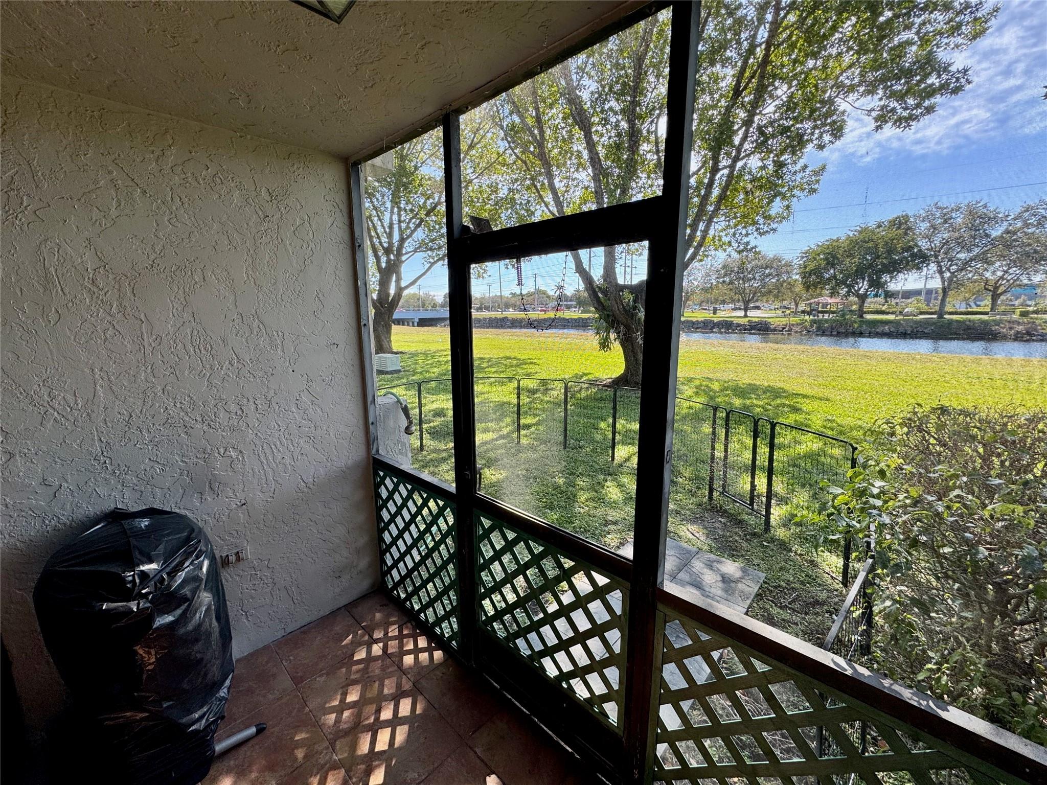 9585 SW 1st Court 9585, Coral Springs, FL 33071