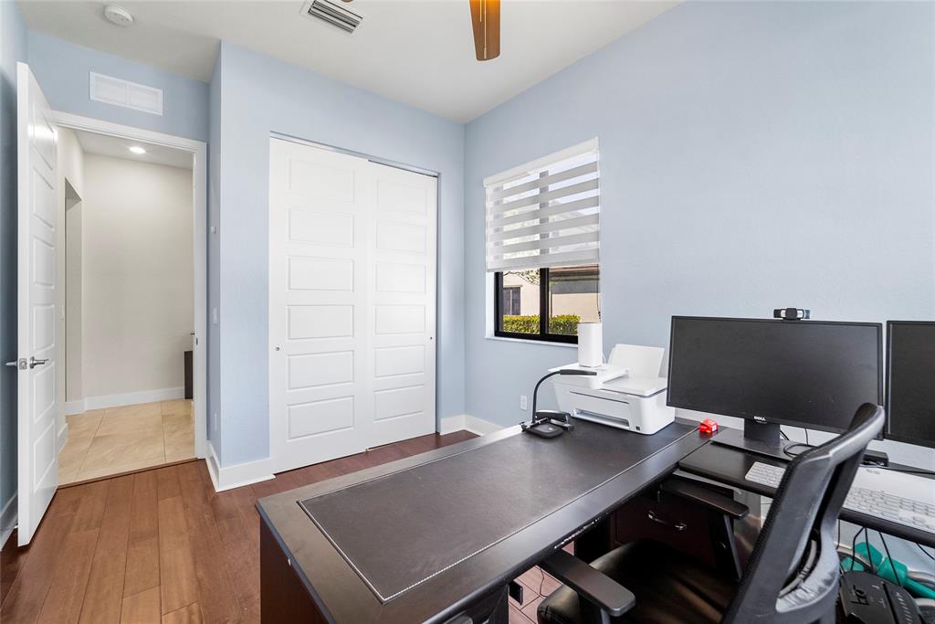Photo for 10410 S Lago Vista Circle, Parkland, FL 33076 - Listing #FX-10434740 10410 S Lago Vista Circle, Parkland, FL 33076