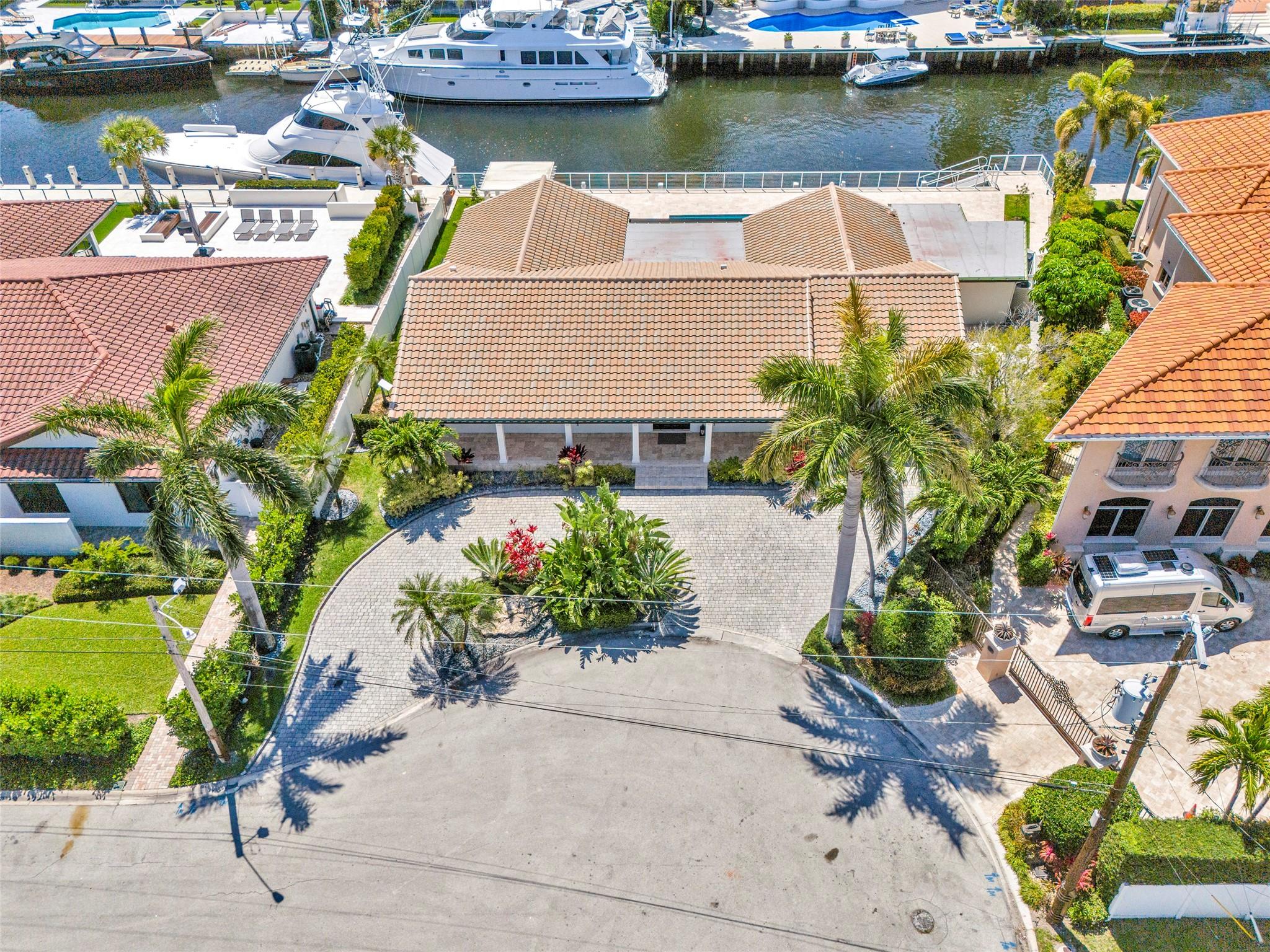 633 4th Key Drive, Fort Lauderdale, FL 33304