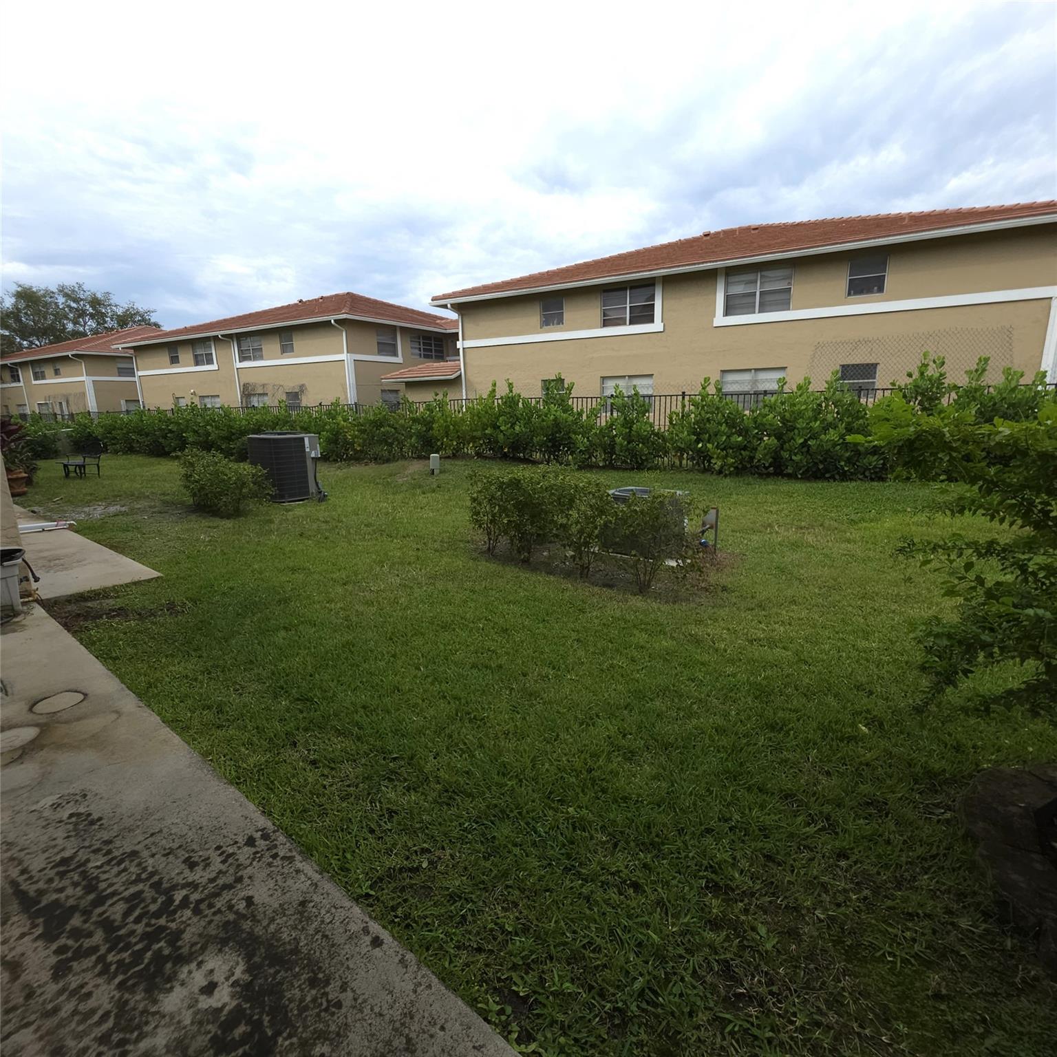 9959 W Atlantic Boulevard, Coral Springs, FL 33071
