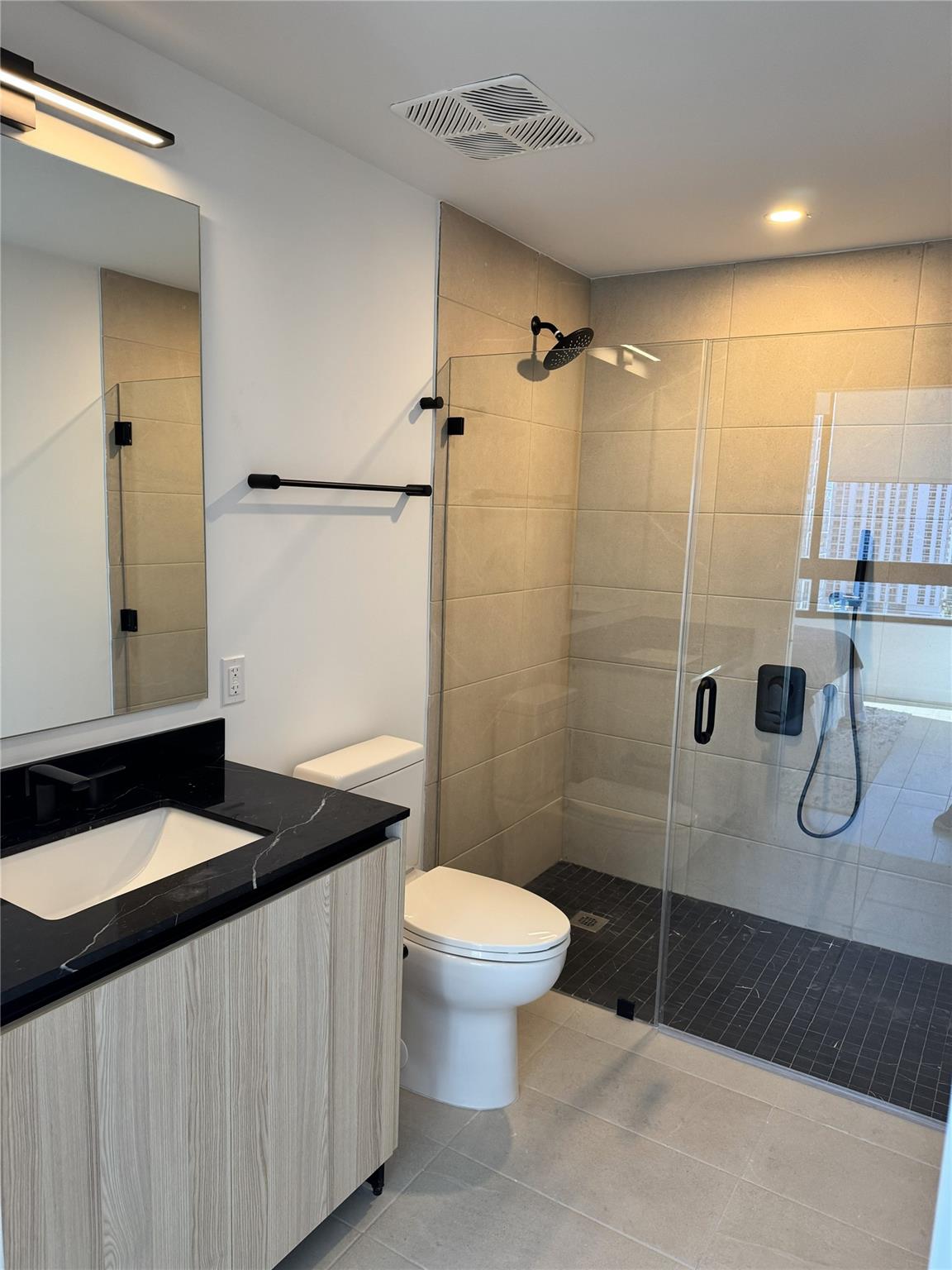 225 N Miami Avenue 2507, Miami, FL 33128