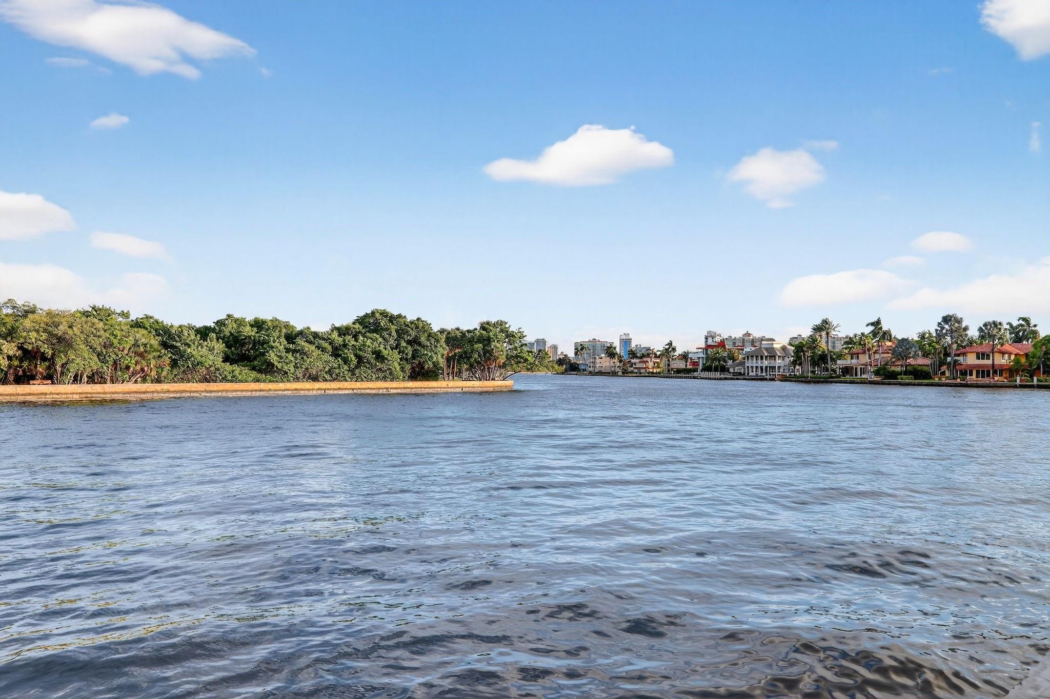 1918 Intracoastal Drive, Fort Lauderdale, FL 33305