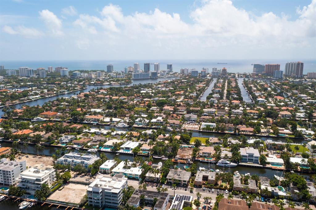 132 Isle Of Venice Drive, Fort Lauderdale, FL 33301