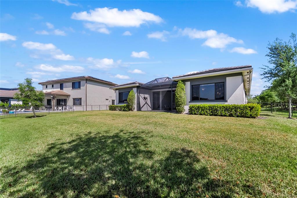 Photo for 10410 S Lago Vista Circle, Parkland, FL 33076 - Listing #FX-10434740 10410 S Lago Vista Circle, Parkland, FL 33076