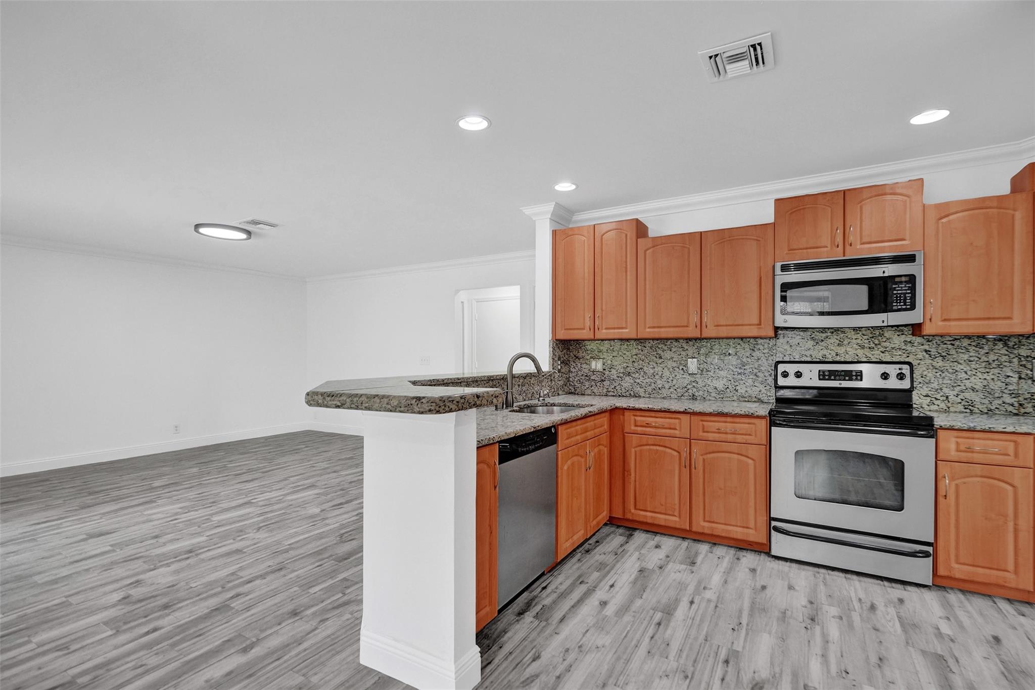 8500 NW 57th Drive, Coral Springs, FL 33067