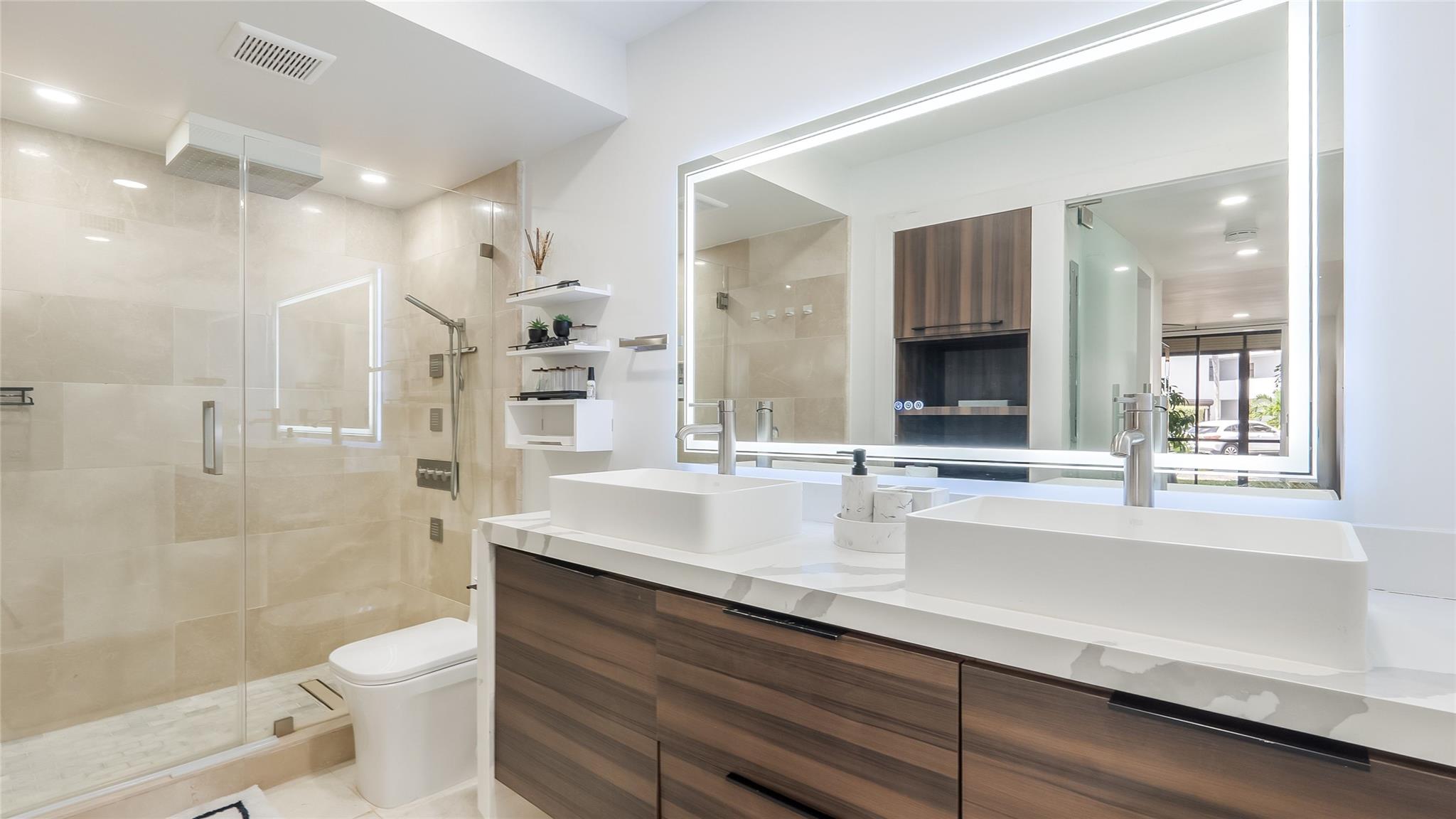 Photo for 1410 Sheridan Street, 7i, Hollywood, FL 33020 - Listing #FX-10526749 1410 Sheridan Street, 7i, Hollywood, FL 33020