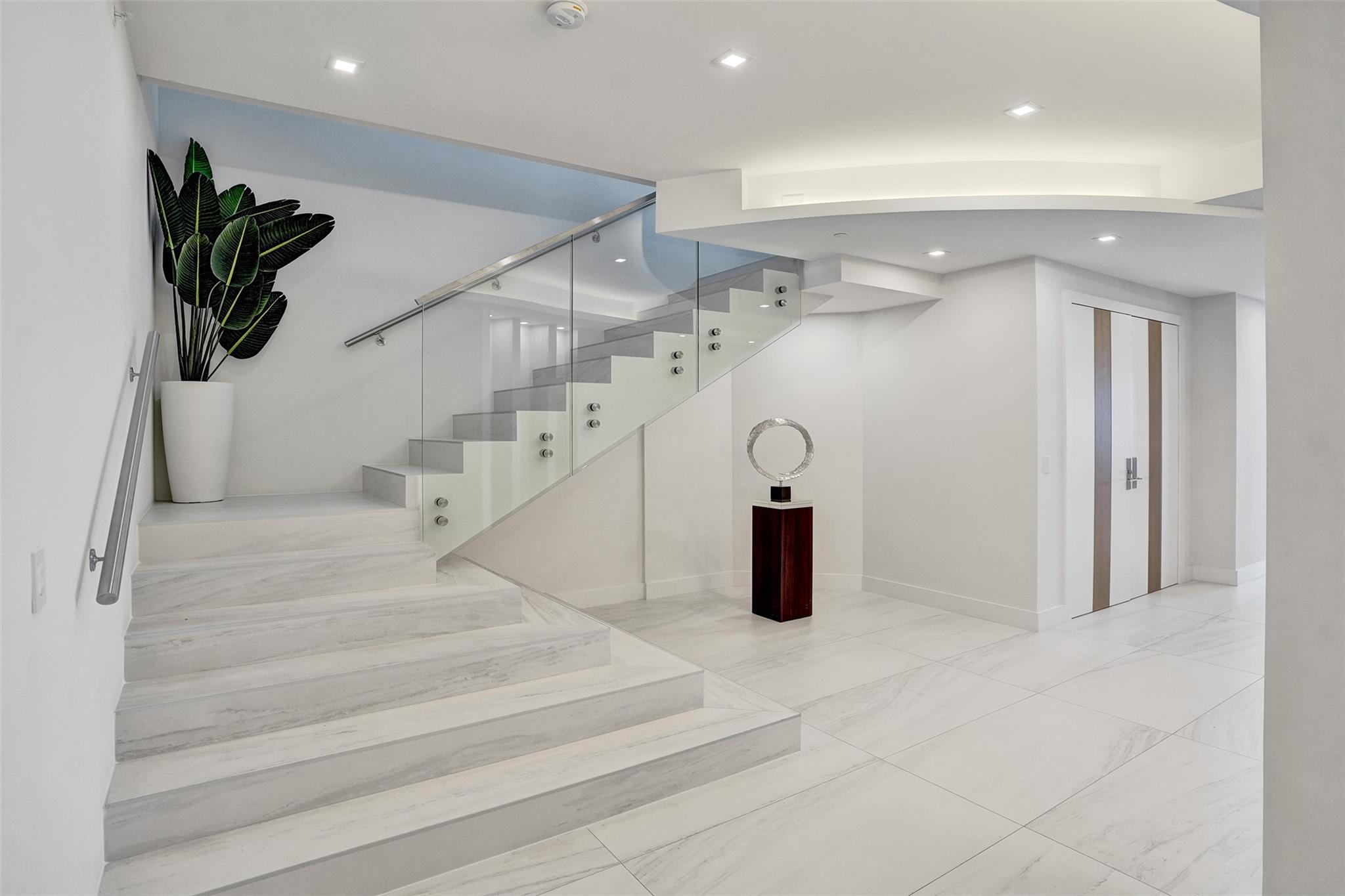 701 N Fort Lauderdale Beach Boulevard PH 1801, Fort Lauderdale, FL 33304