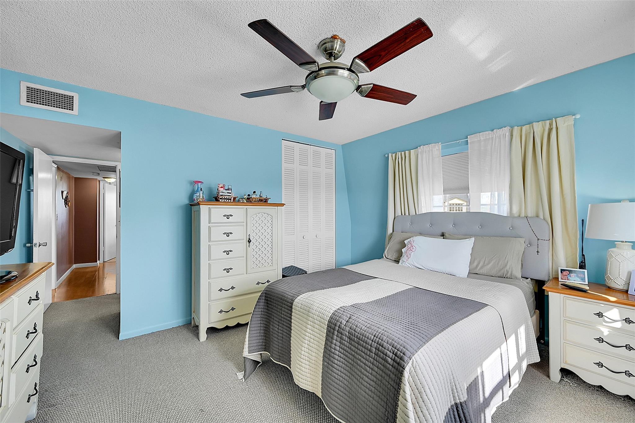 3475 Broken Woods Drive 401, Coral Springs, FL 33065