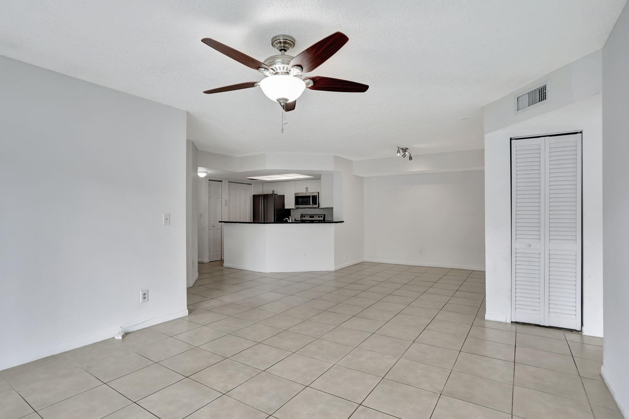 9088 W Atlantic Bl 511, Coral Springs, FL 33071