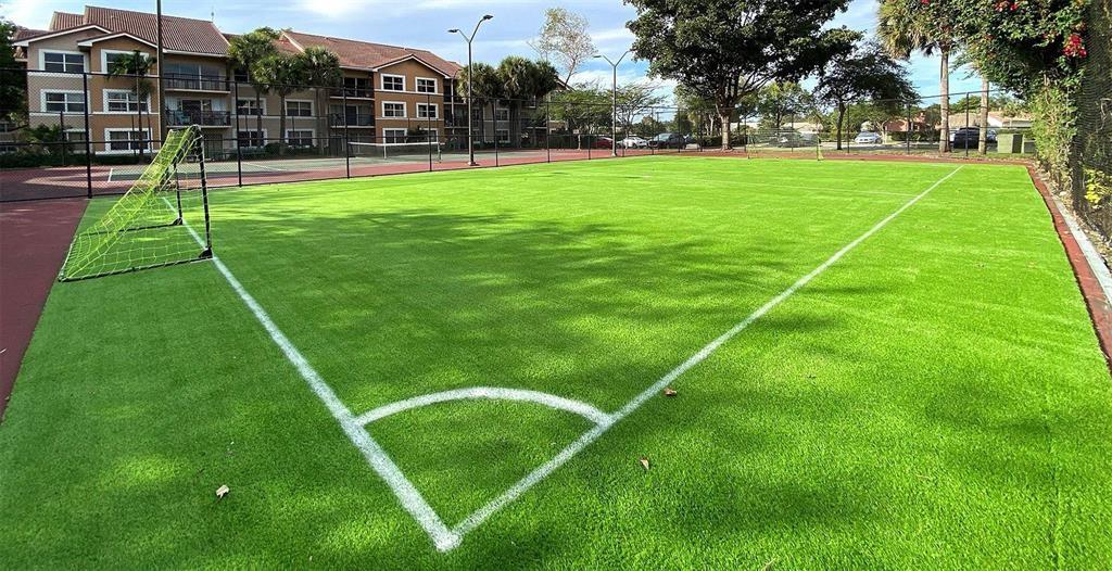 9055 Wiles Road 208, Coral Springs, FL 33067