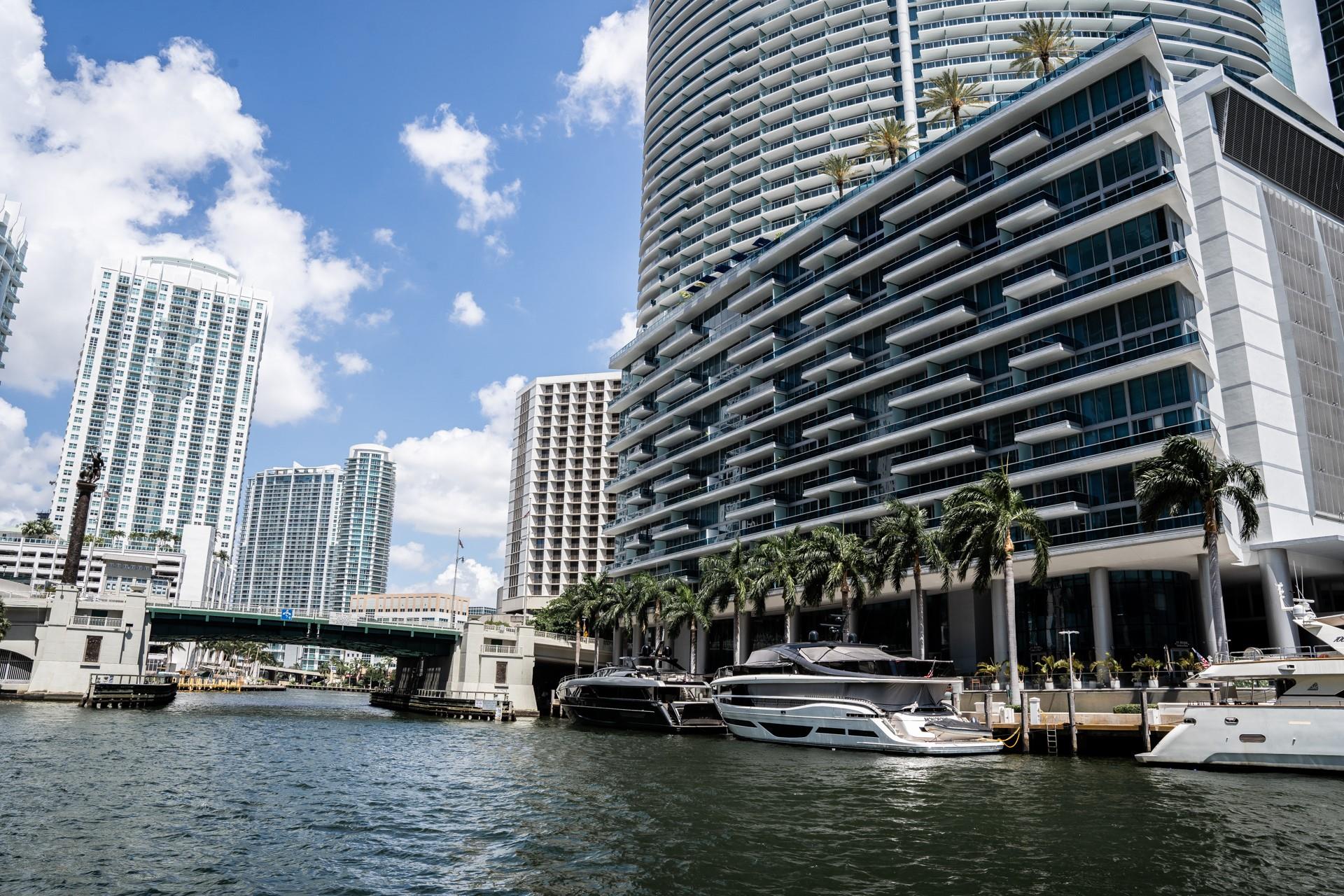 Photo for 475 Brickell Avenue, 1408, Miami, FL 33131 - Listing #FX-10499724 475 Brickell Avenue, 1408, Miami, FL 33131