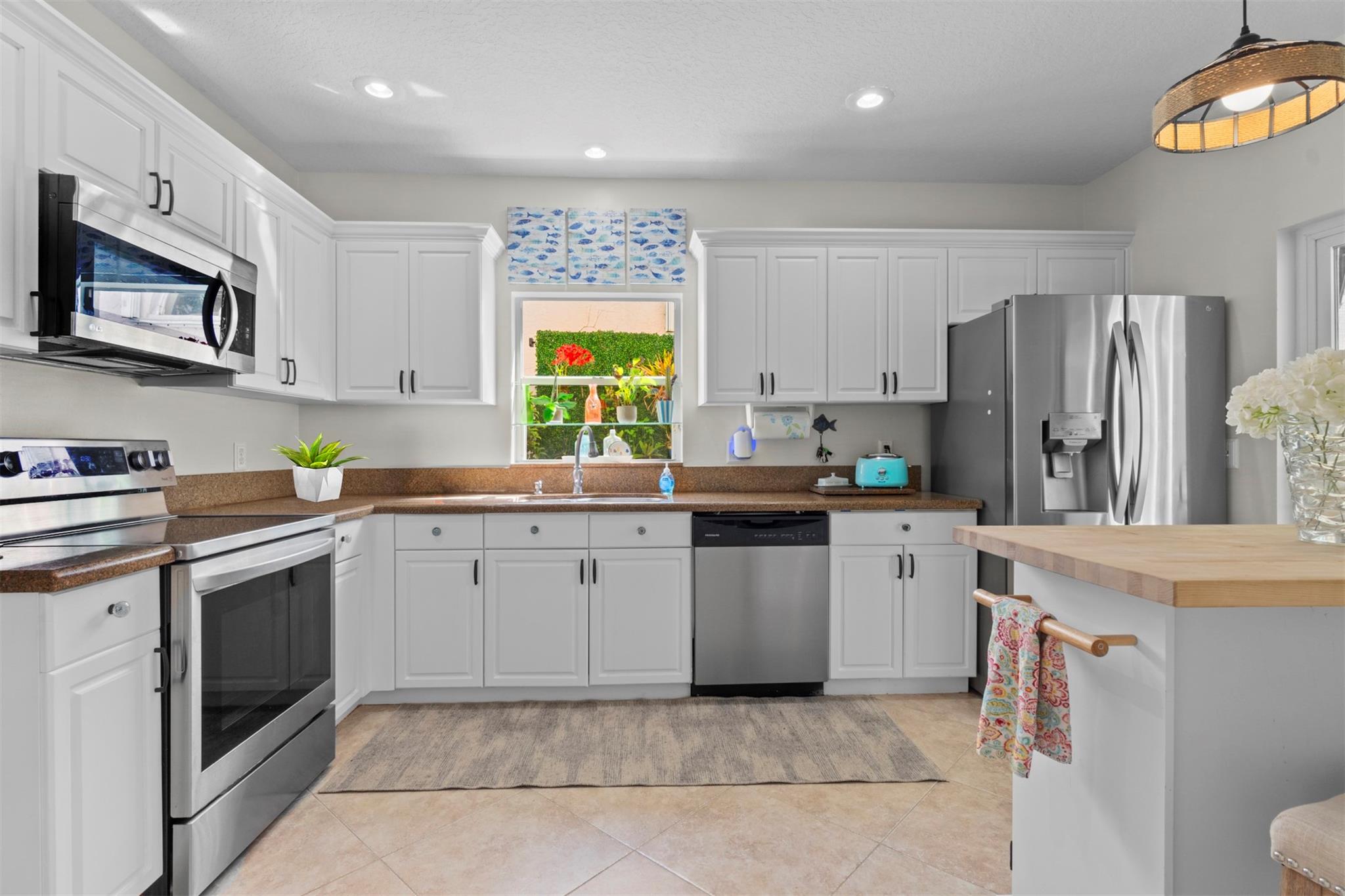 Photo for 3841 Jasmine Lane, Coral Springs, FL 33065 - Listing #FX-10515011 3841 Jasmine Lane, Coral Springs, FL 33065