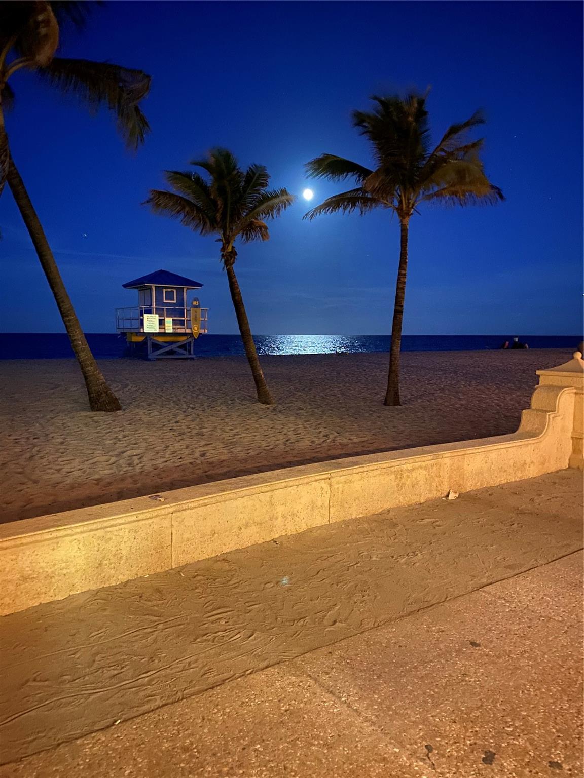 Photo for 1400 S Ocean Drive, 301, Hollywood, FL 33019 - listing #FX-10417629 1400 S Ocean Drive, 301, Hollywood, FL 33019
