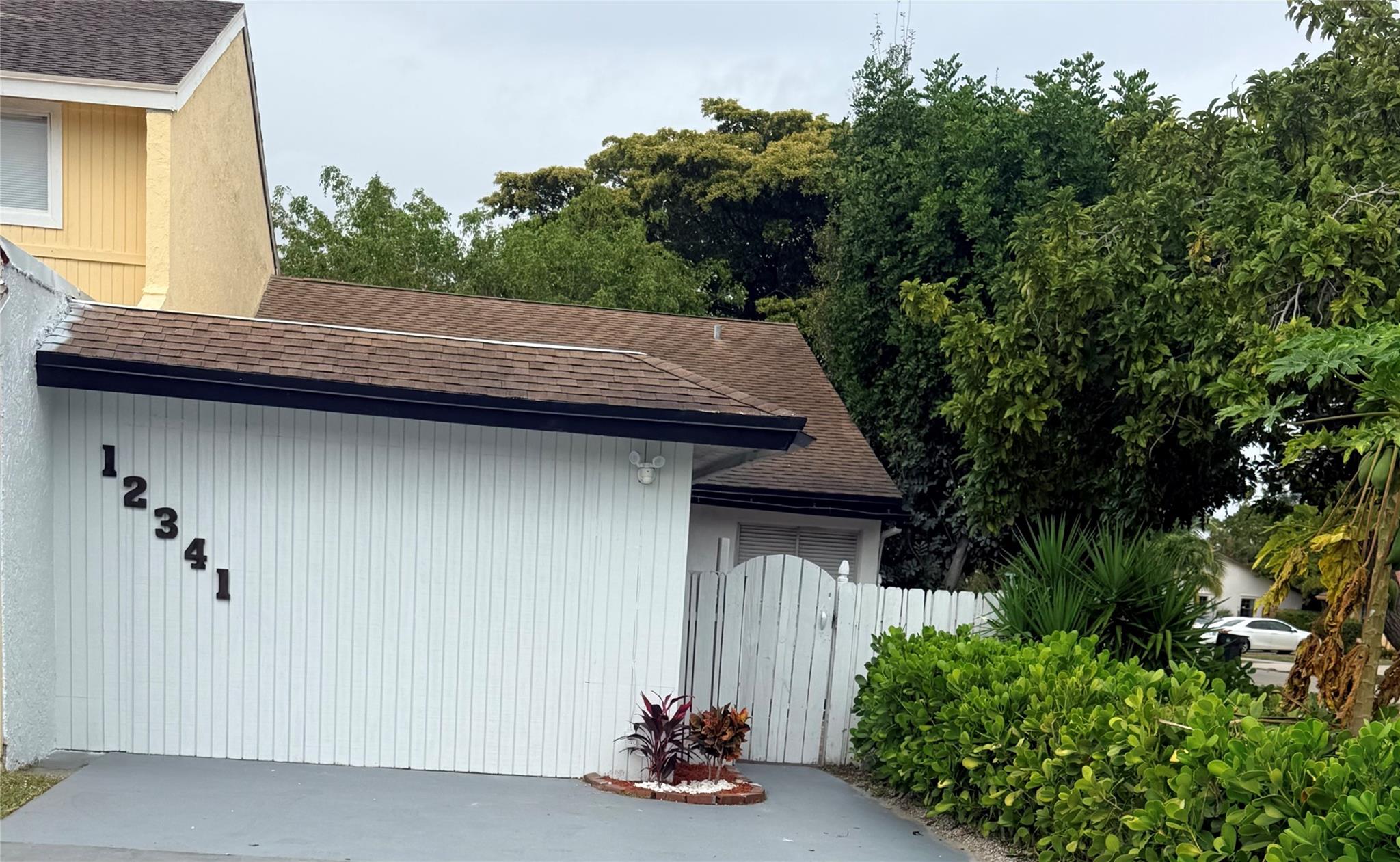 12341 Westhampton Circle, Wellington, FL 33414