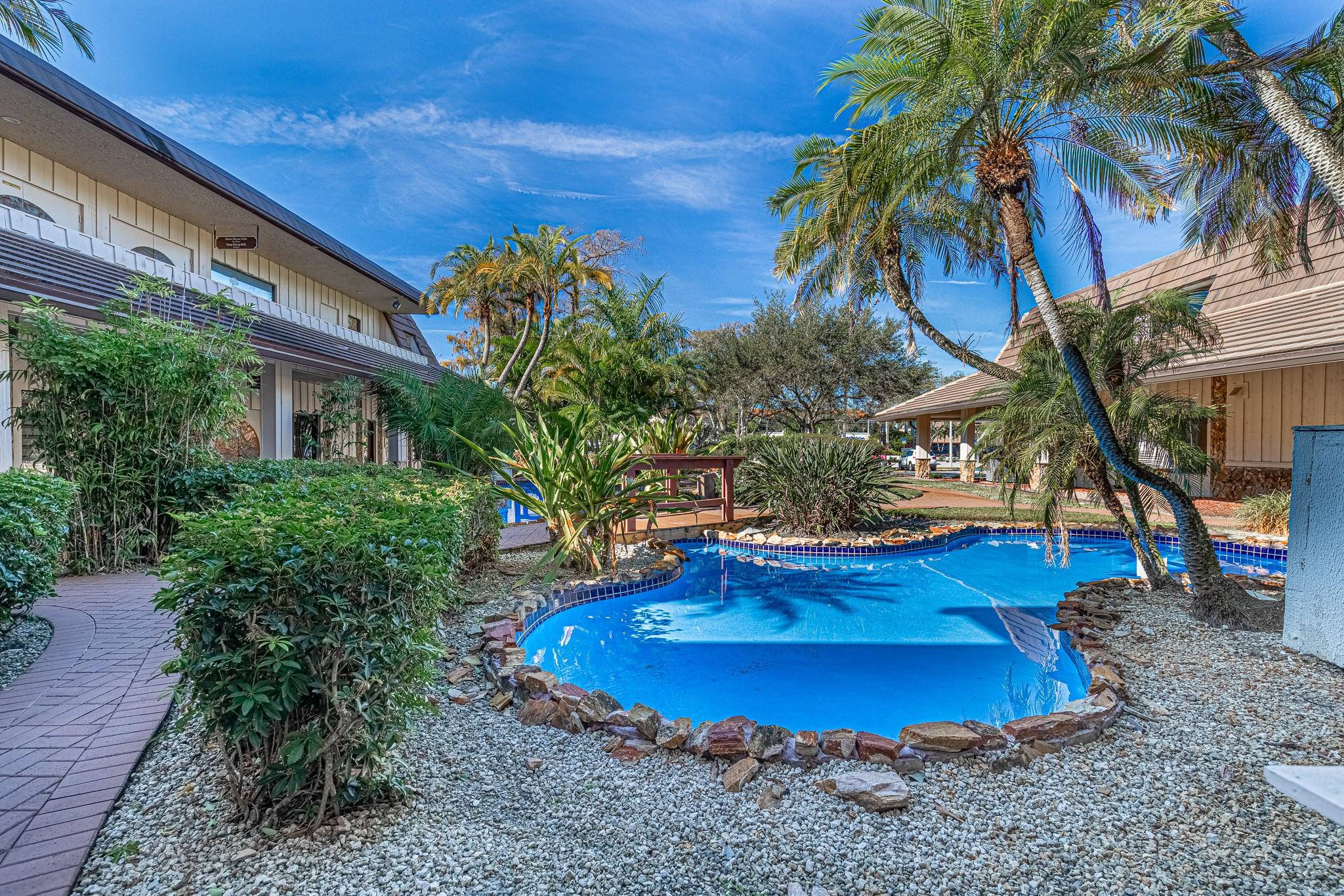 2929 N University Drive, Coral Springs, FL 33065