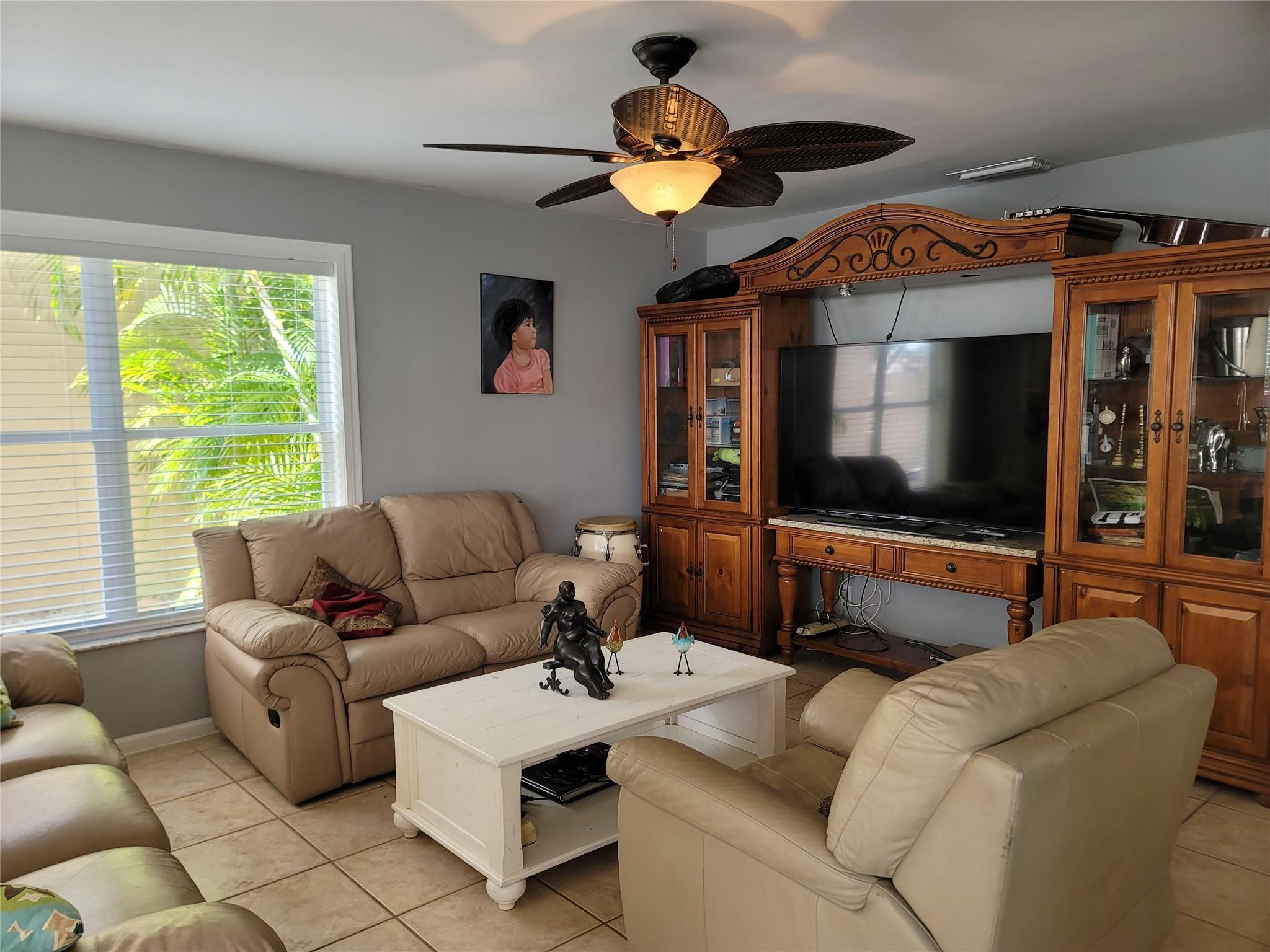Photo for 8117 Pelican Harbour Drive, Lake Worth, FL 33467 - Listing #FX-10493326 8117 Pelican Harbour Drive, Lake Worth, FL 33467