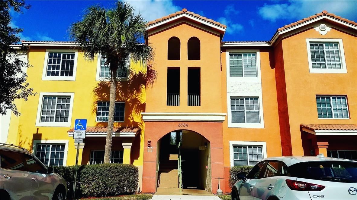 Photo for 6768 Heritage Grande 204, Boynton Beach, FL 33437 - listing #FX-10540274 6768 Heritage Grande 204, Boynton Beach, FL 33437
