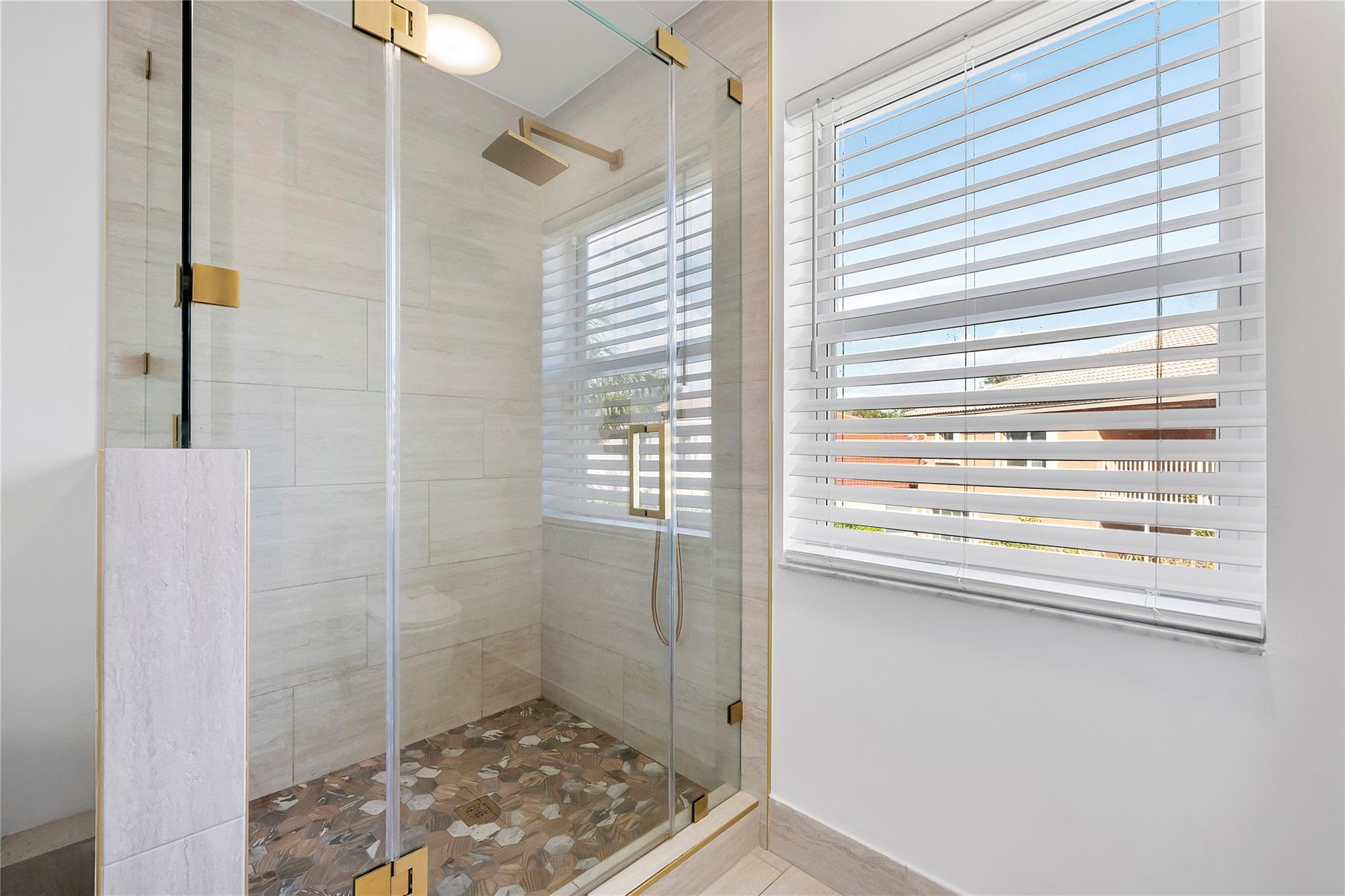 11571 NW 4th Mnr, Coral Springs, FL 33071