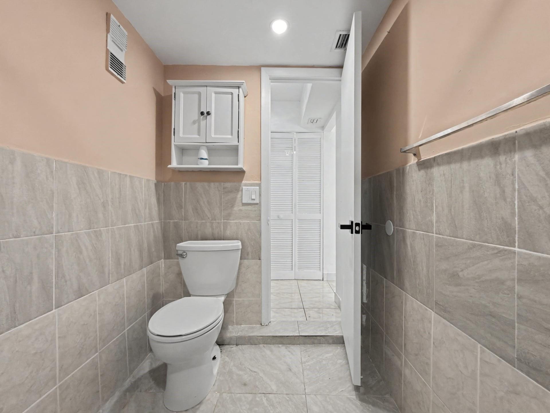 8401 SW 107th Avenue 311E, Miami, FL 33173