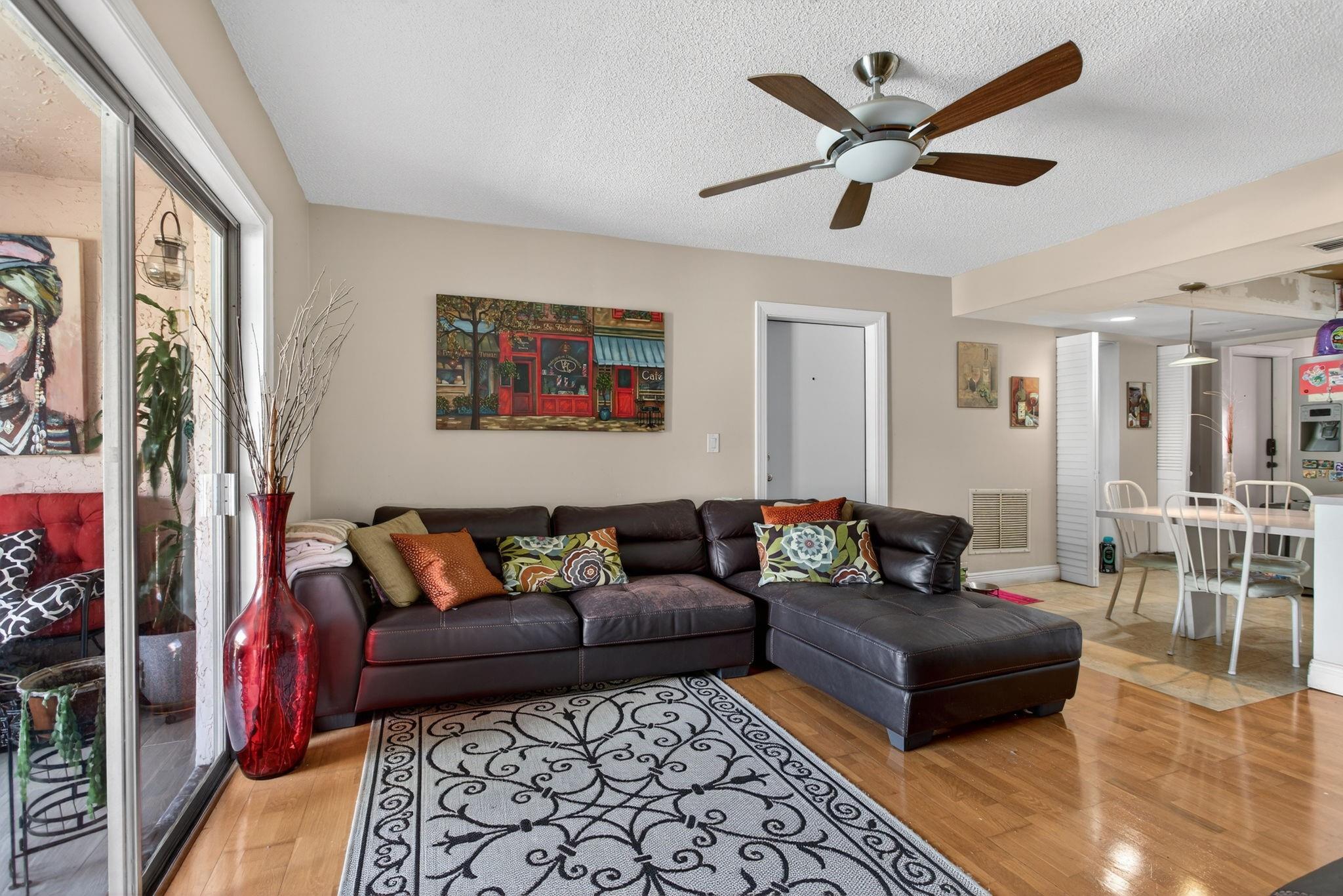 8105 NW 27th Street 3, Coral Springs, FL 33065